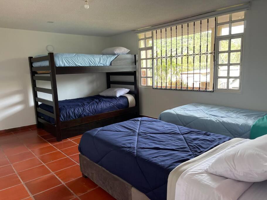Four-Bedroom House photo 1