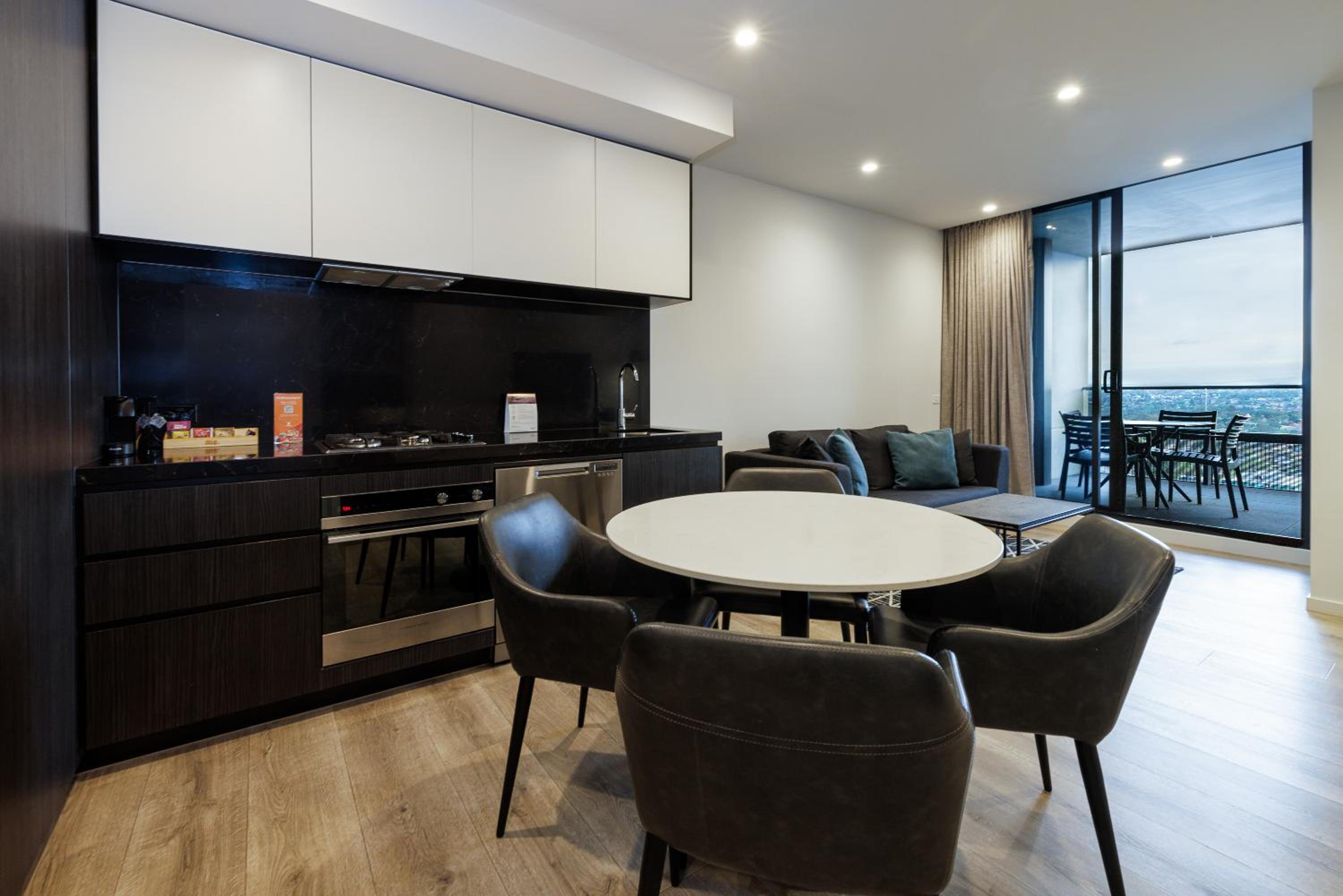 Superior Two-Bedroom Suite photo 3