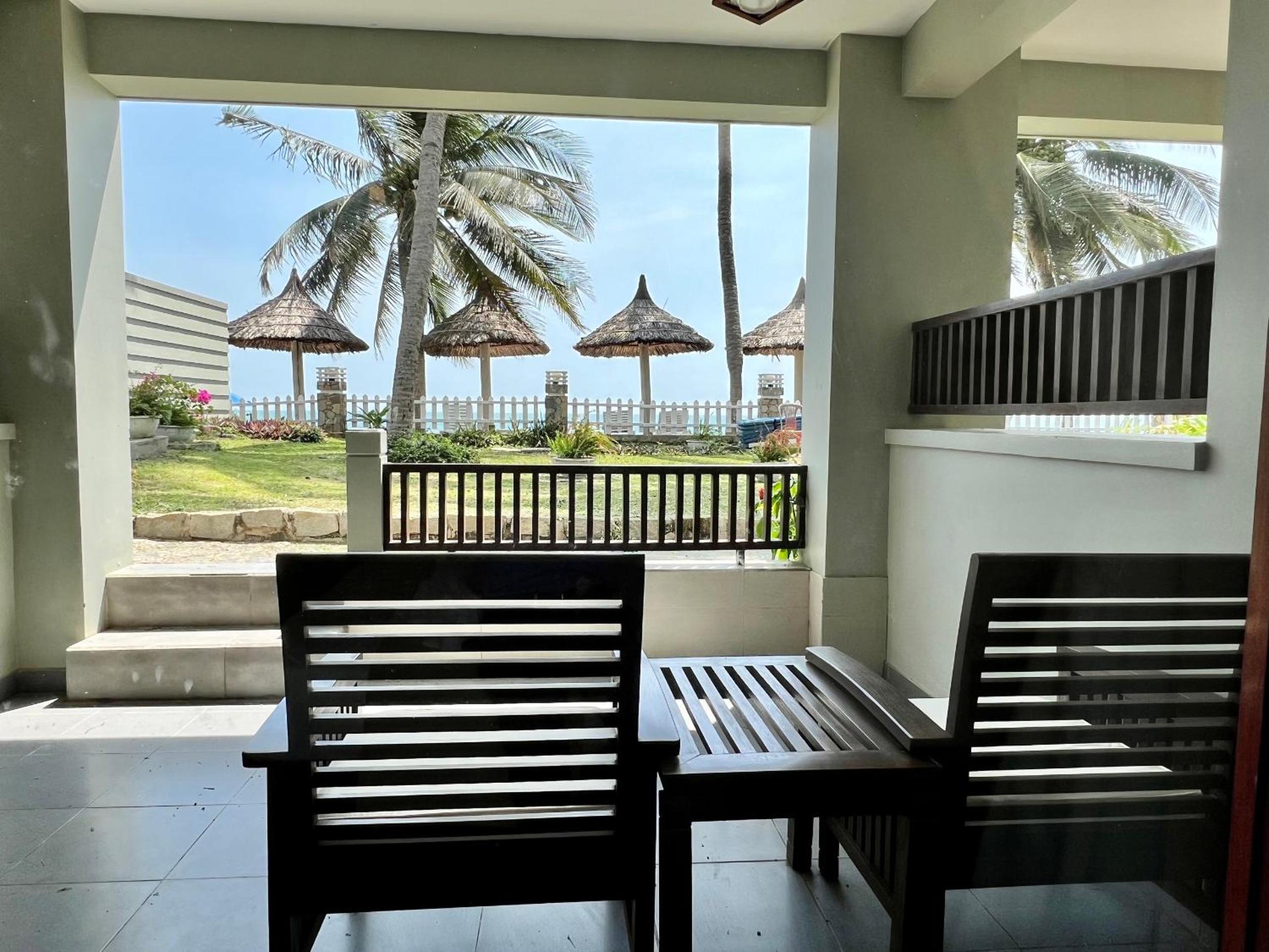 Deluxe Double Room with Sea View - Photo 6