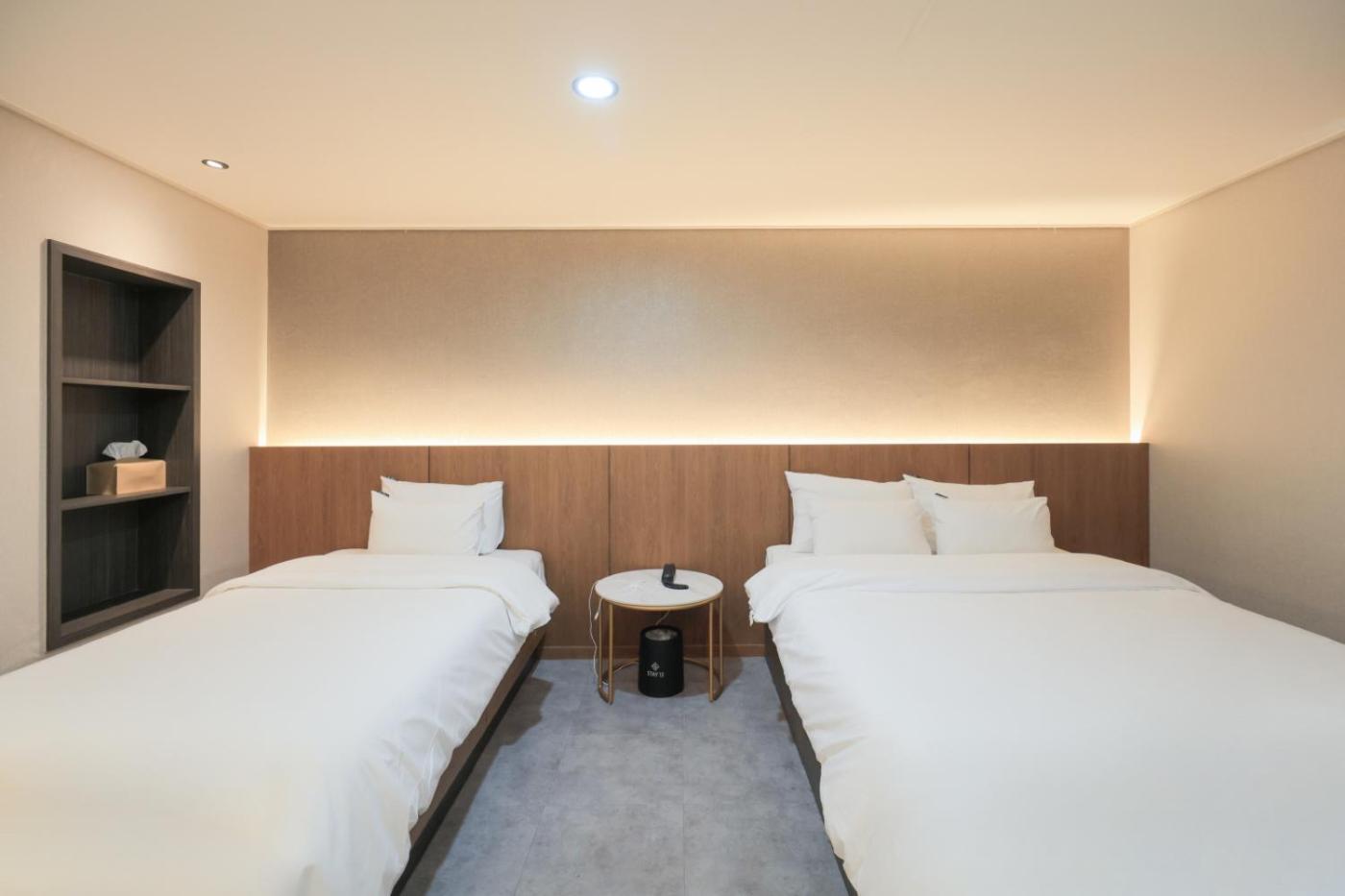 Deluxe Twin Room - Photo 3