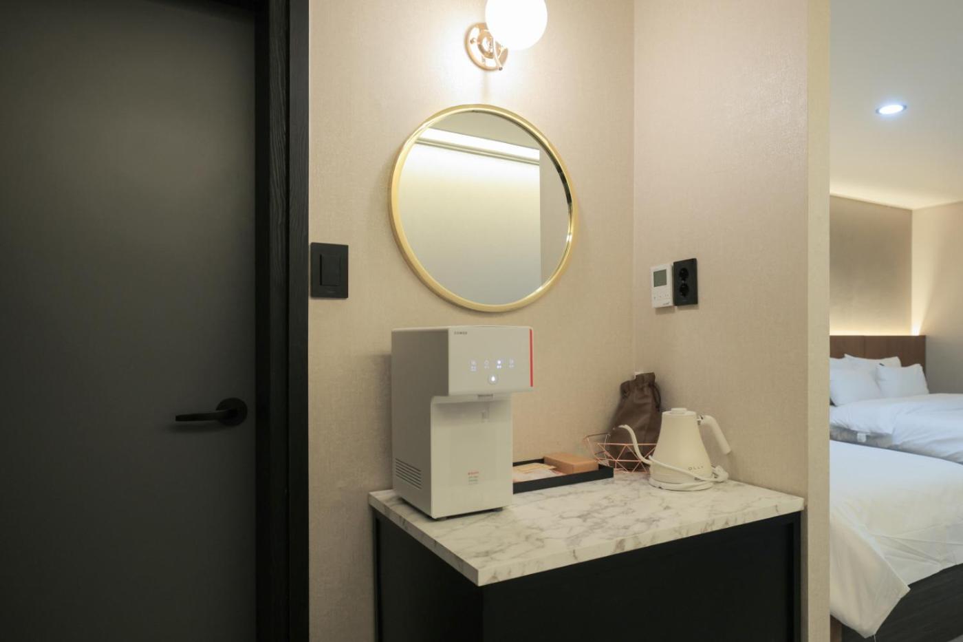 Deluxe Twin Room - Photo 2