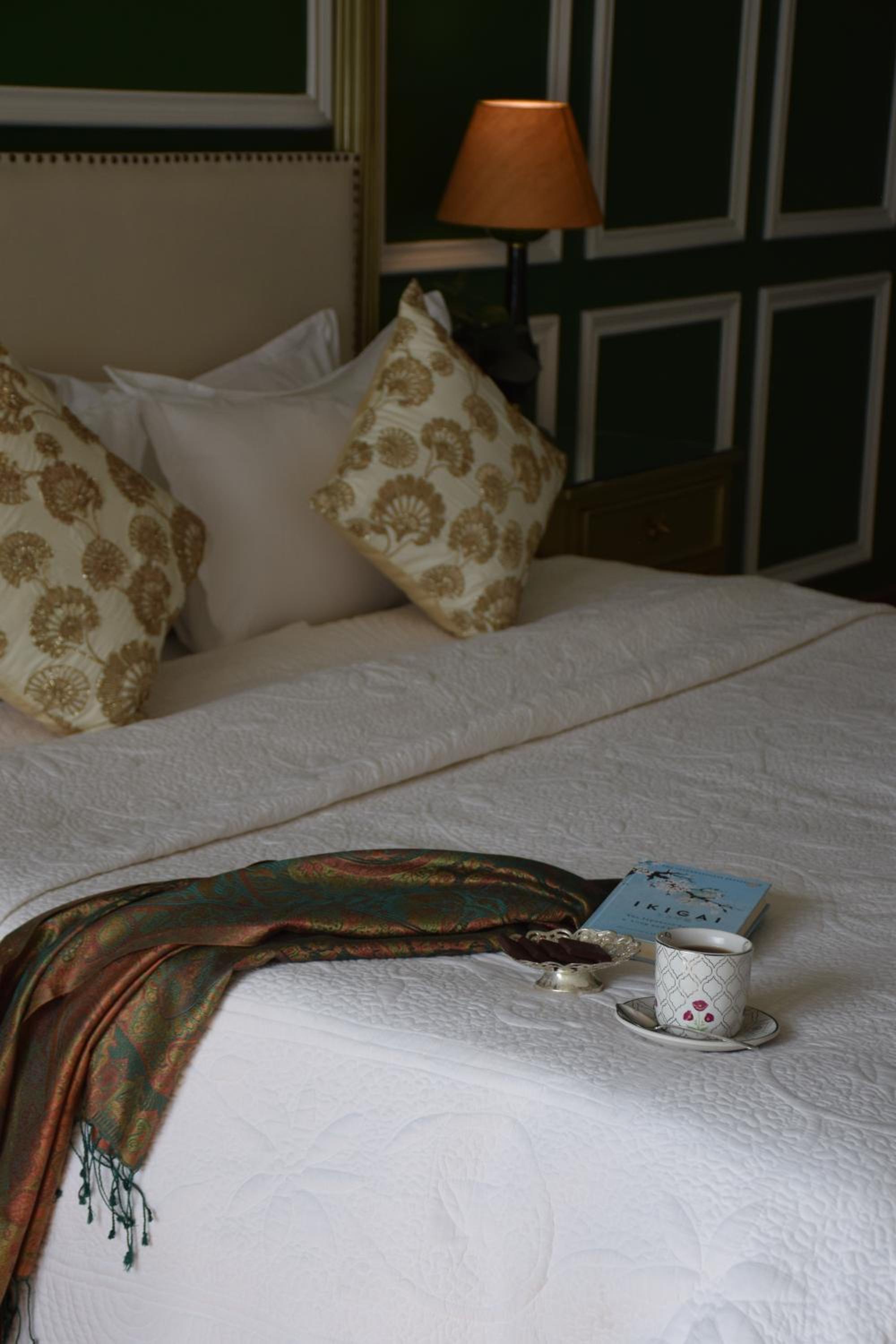 Suite - Photo 2