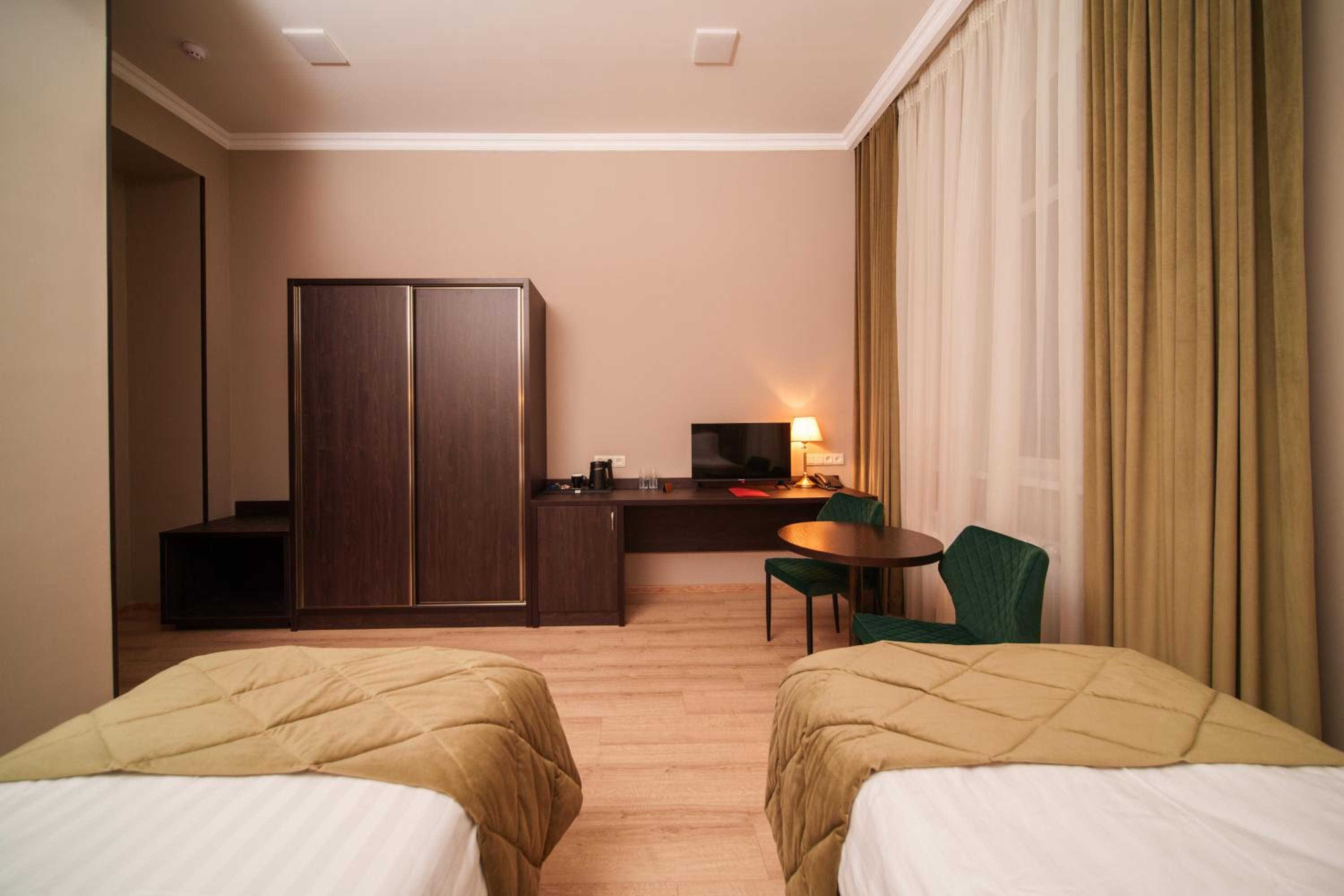 Standard Twin Room photo 2
