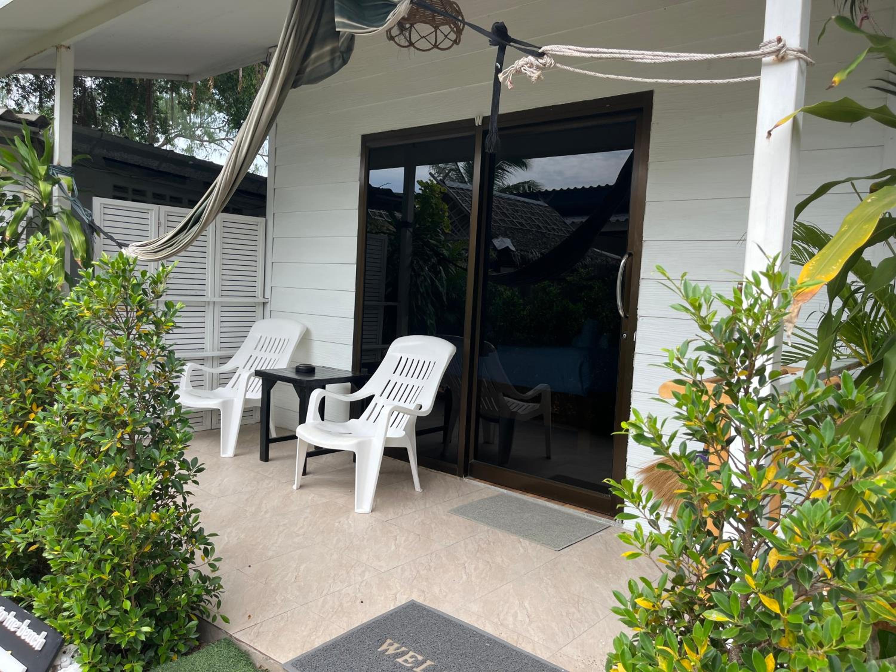 Deluxe Bungalow photo 3
