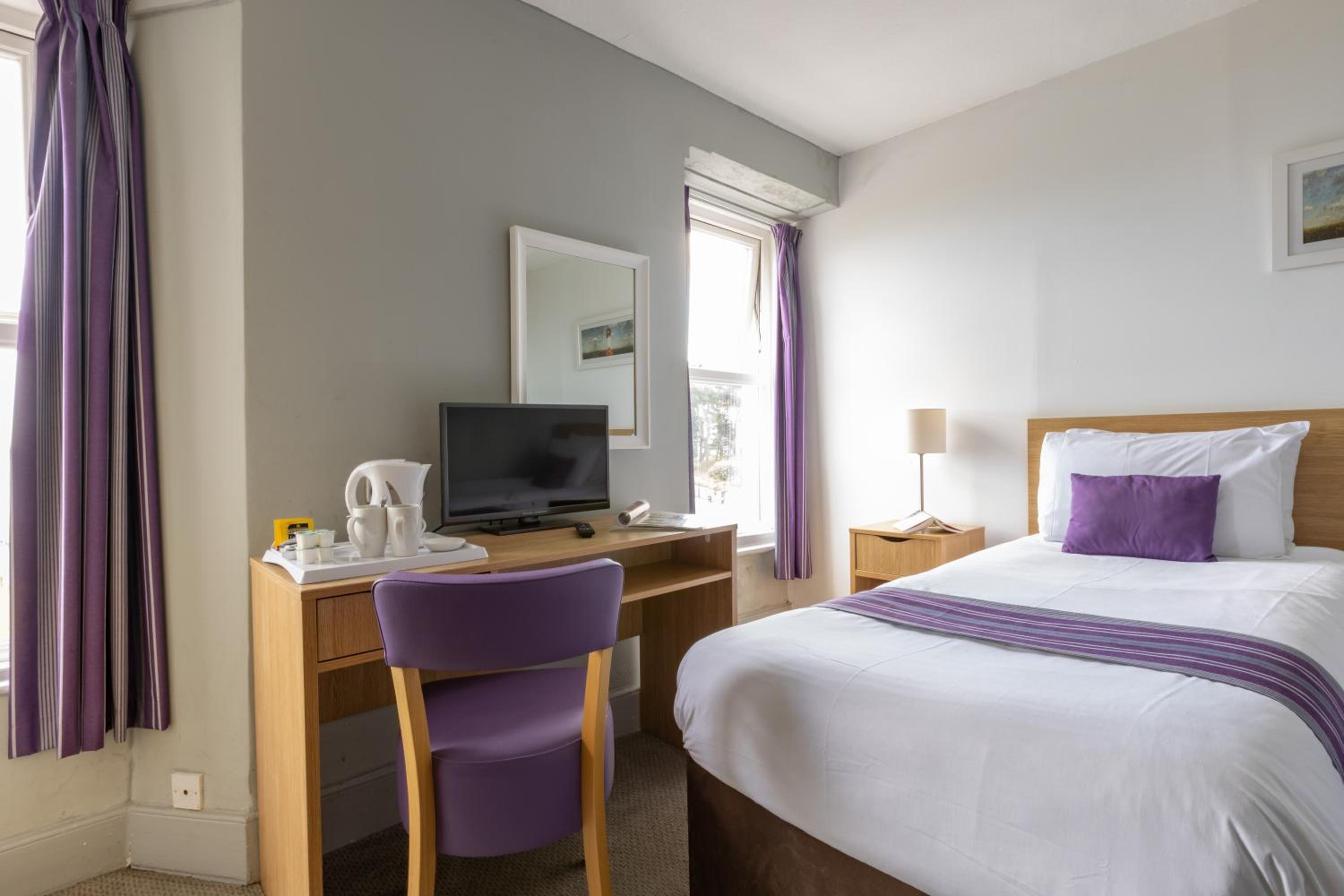 Twin Room with Sea View