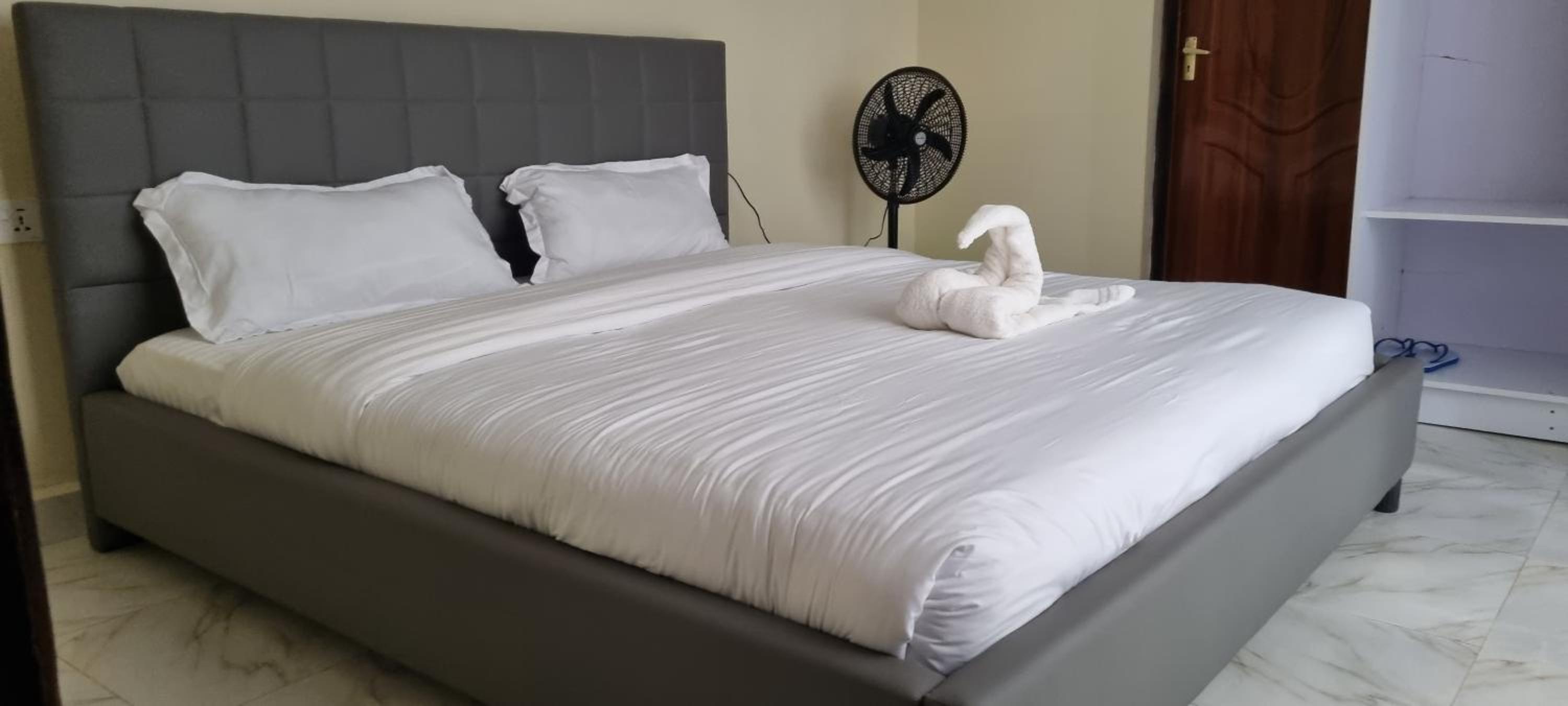 Deluxe Double Room with Balcony photo 3