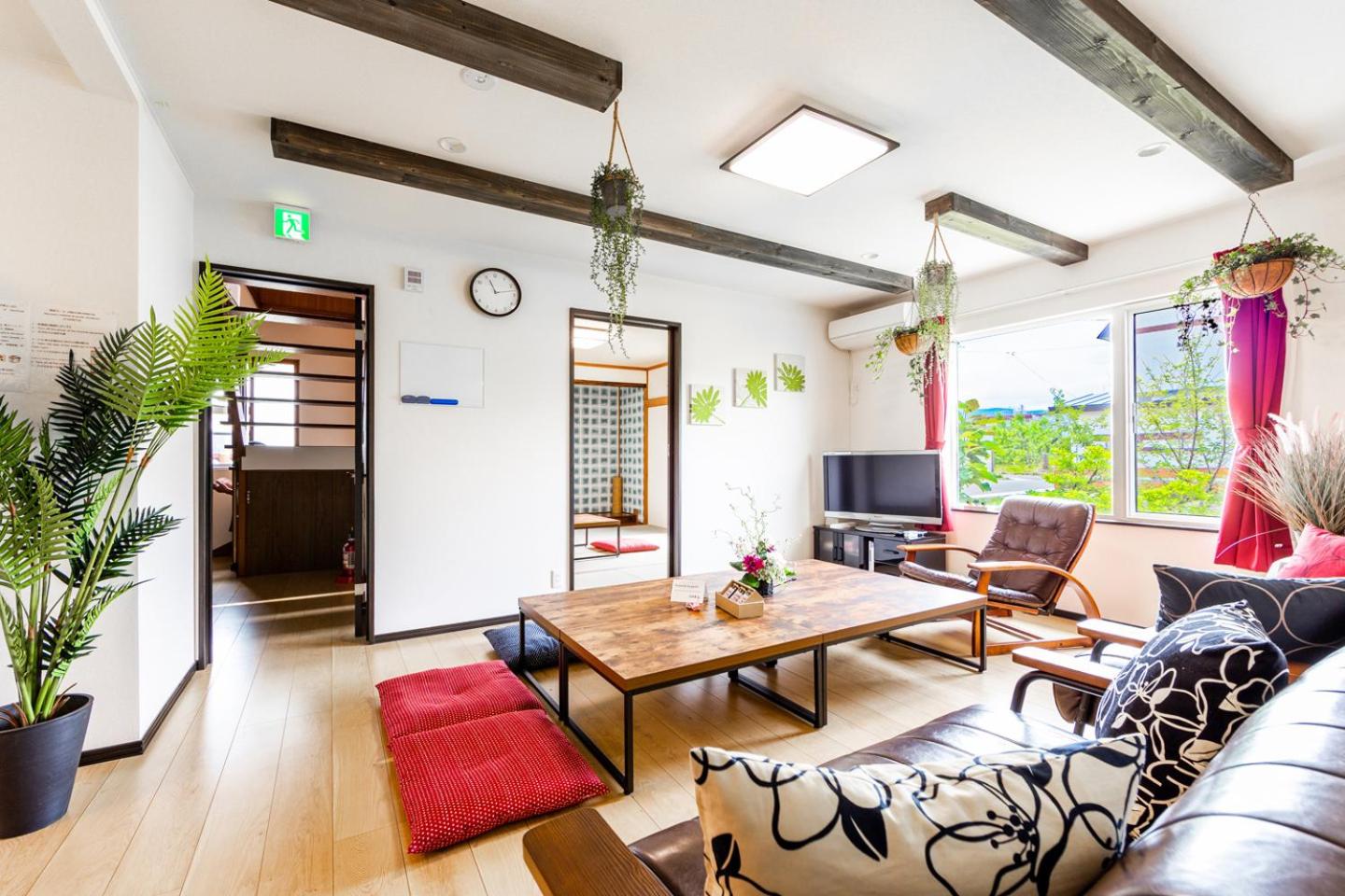 Apartment photo 1