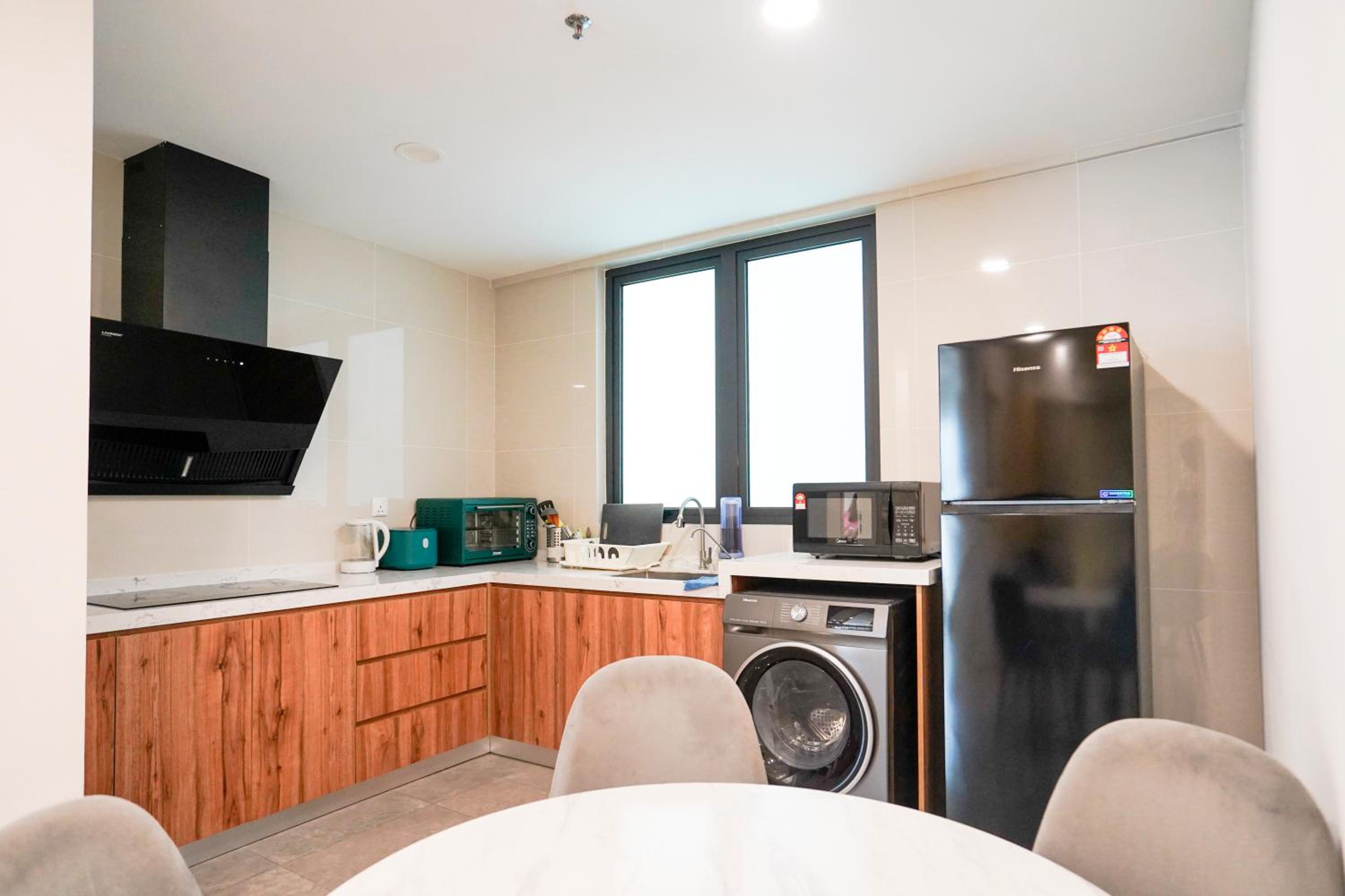 Superior One-Bedroom Apartment