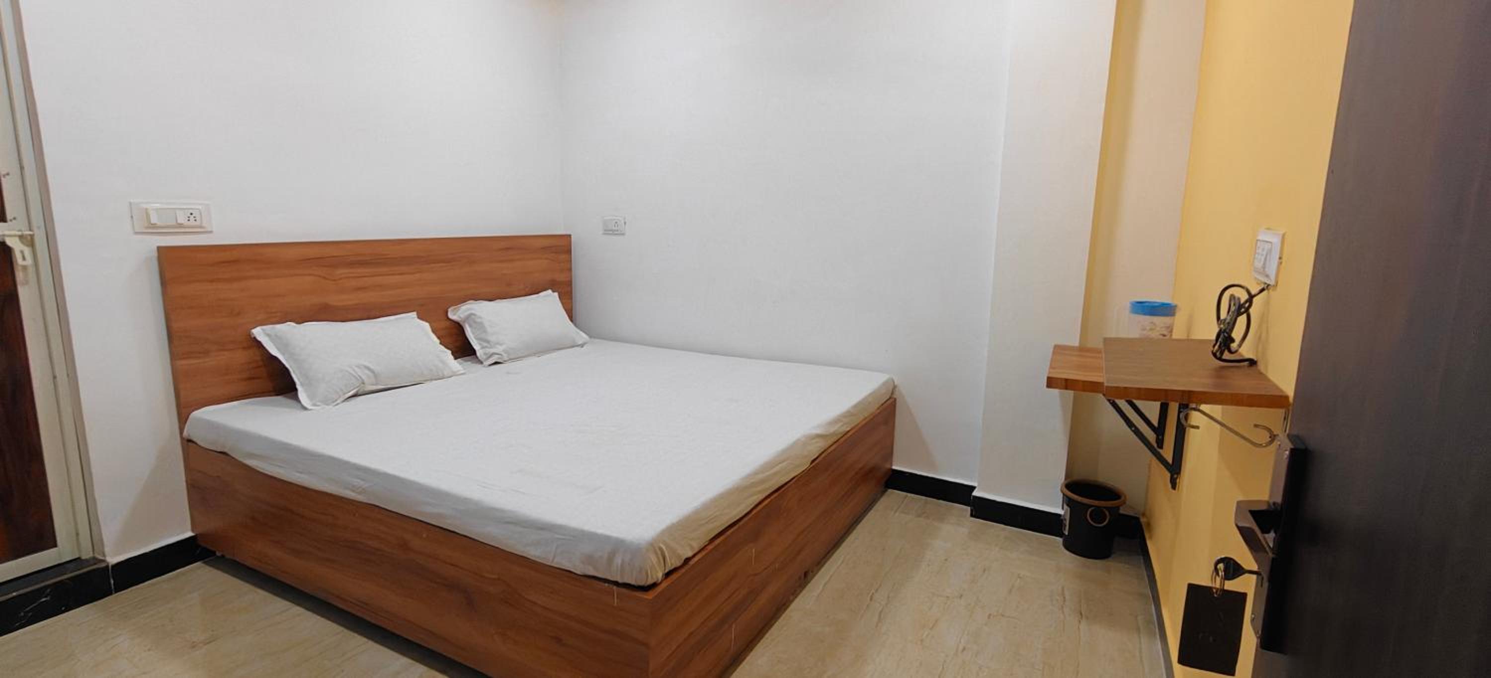 Deluxe Double Room - Photo 1