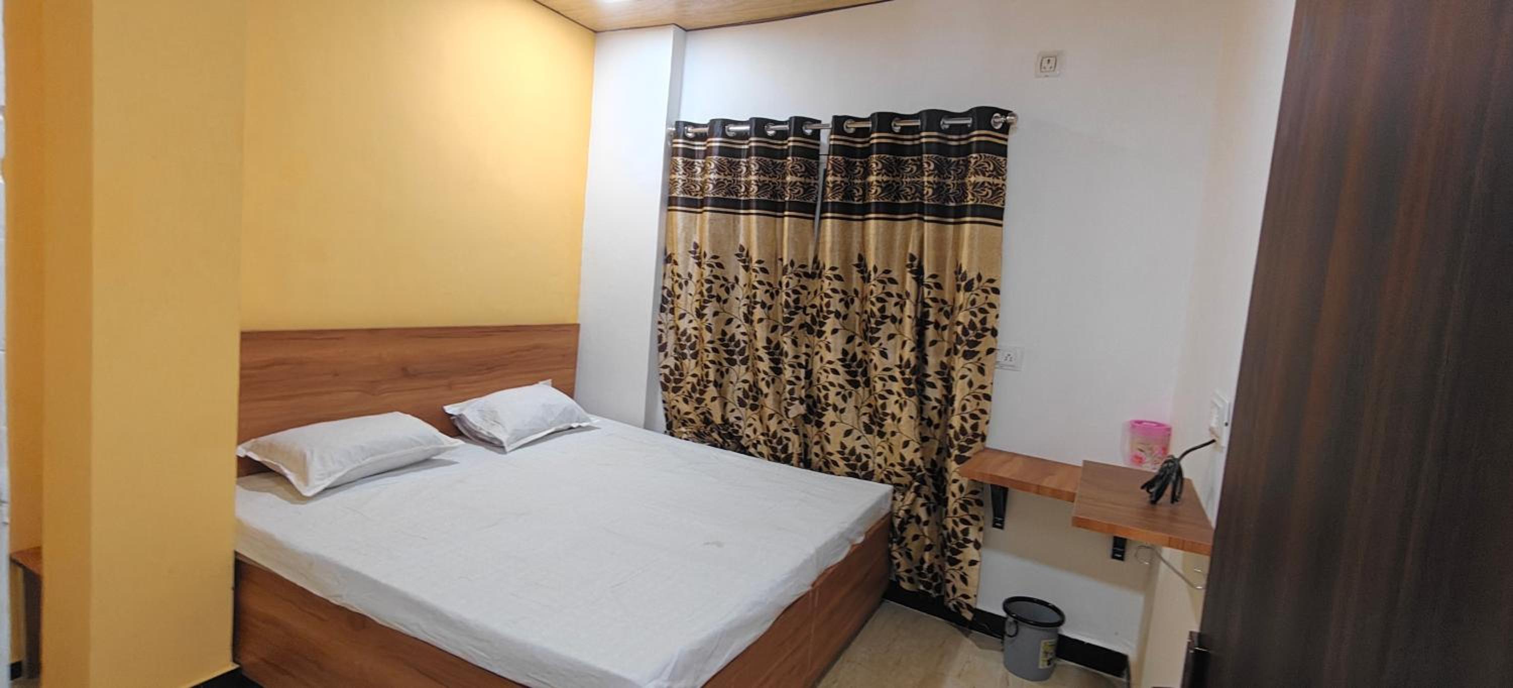 Deluxe Double Room - Photo 24