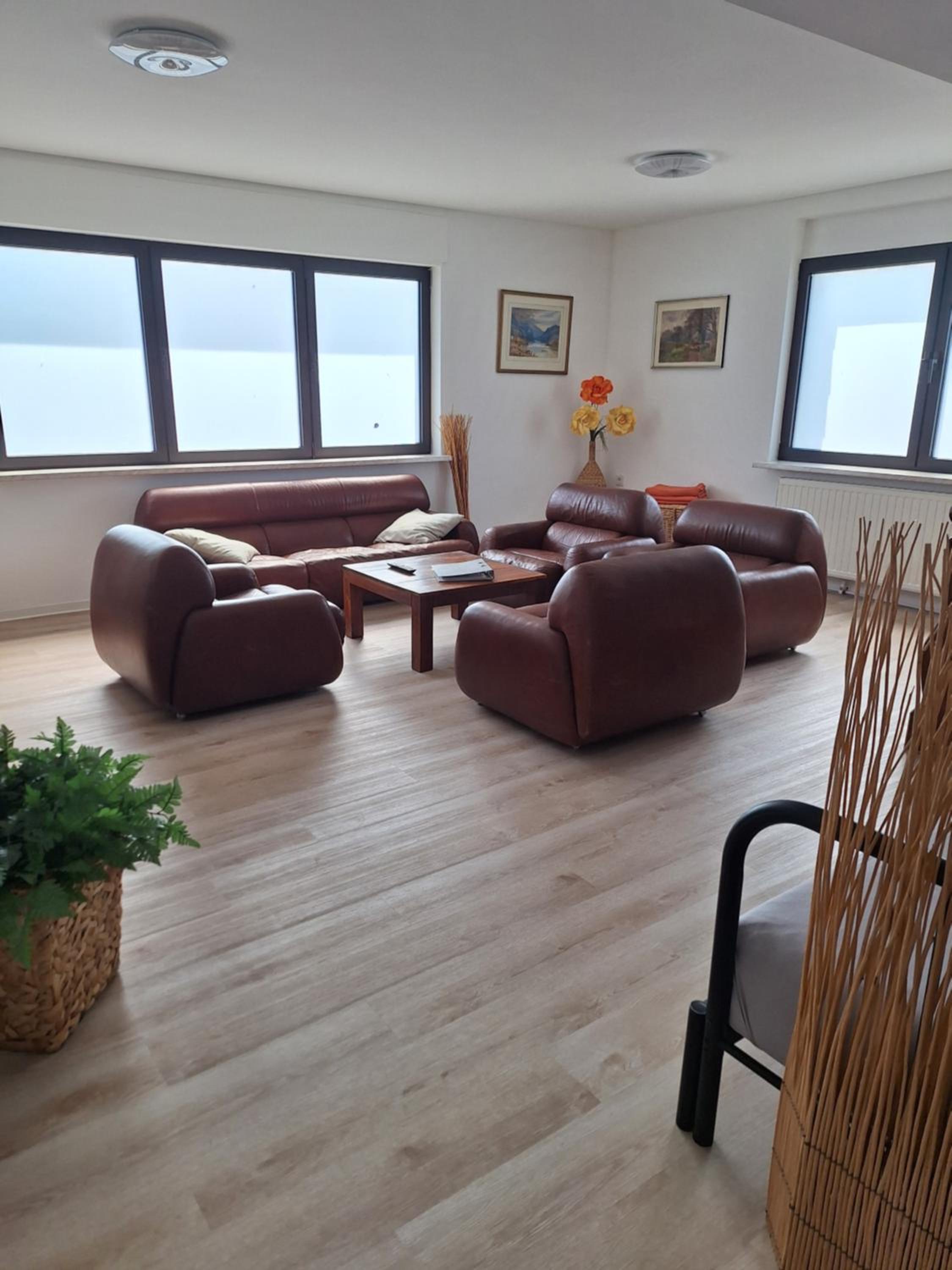 Apartment photo 2