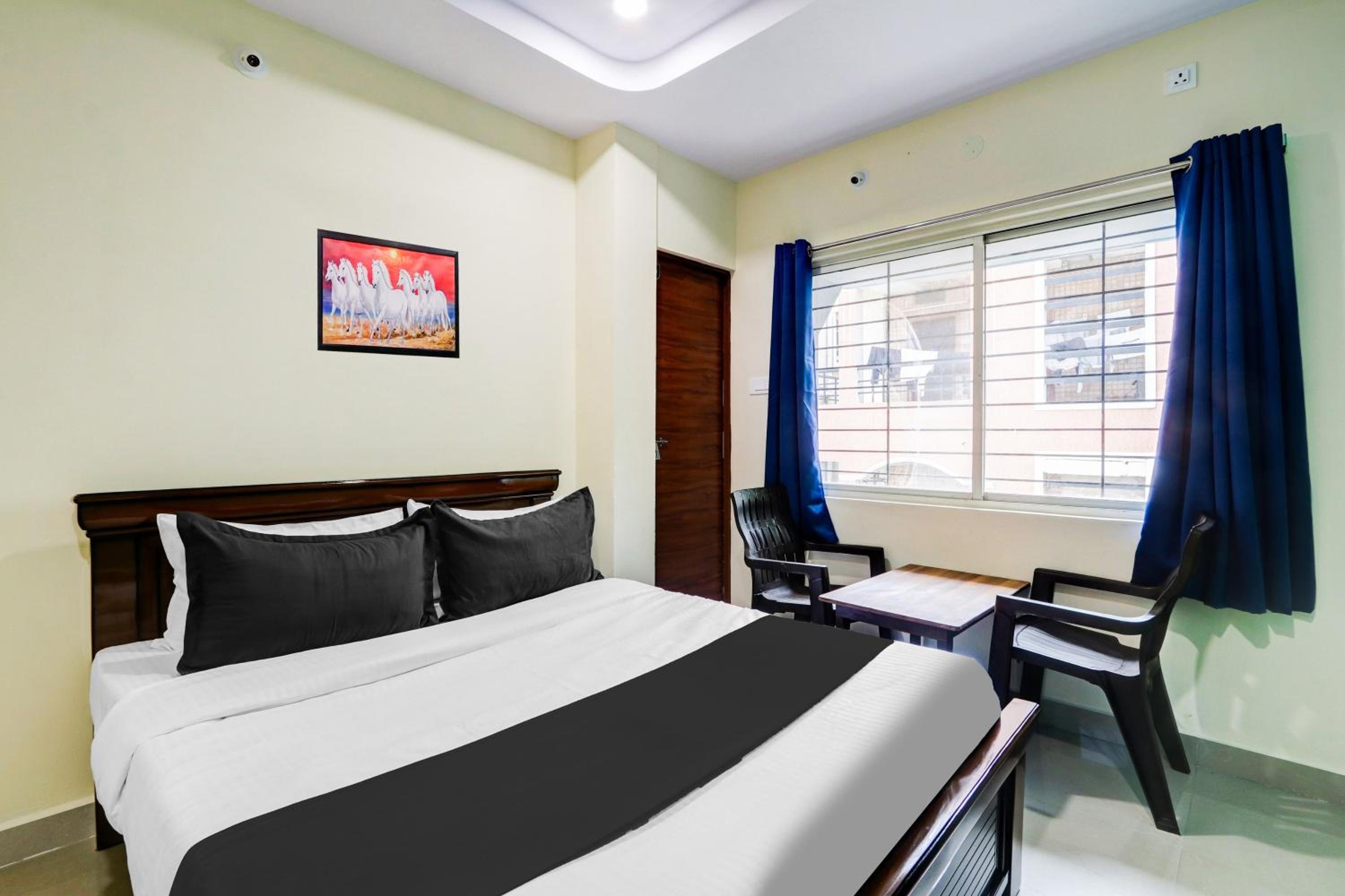 Classic Triple Room photo 1