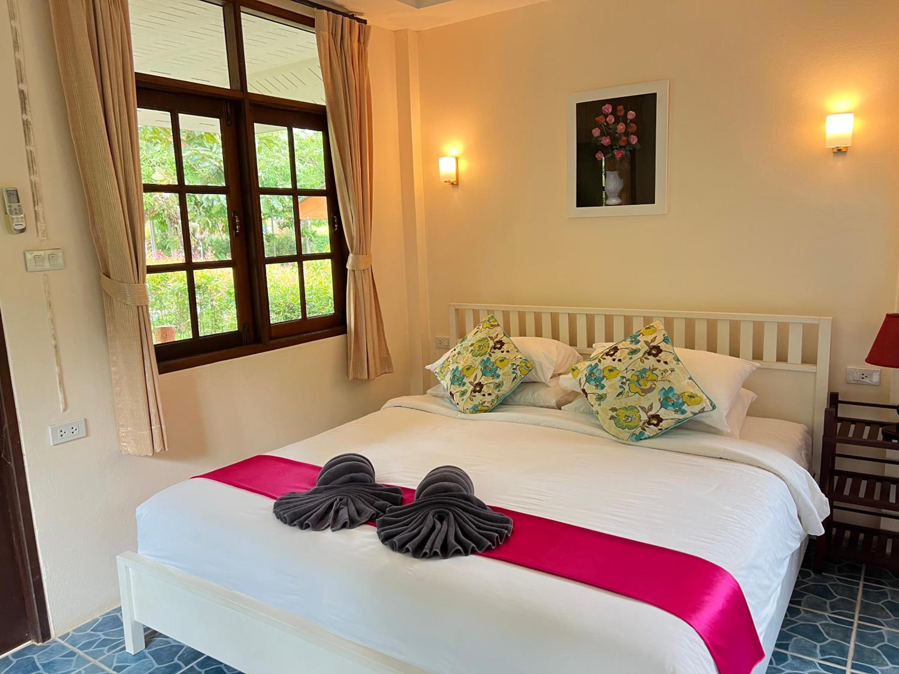 Bungalow with Garden View photo 1