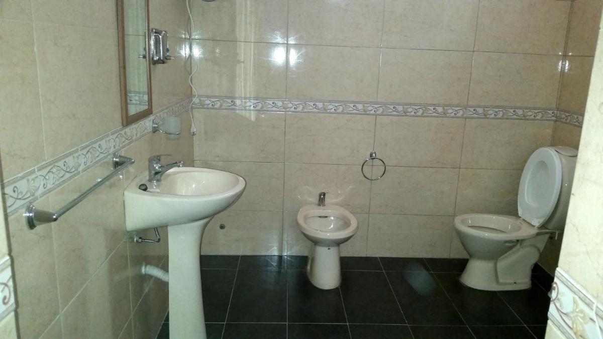 Double Room with Shared Bathroom photo 3