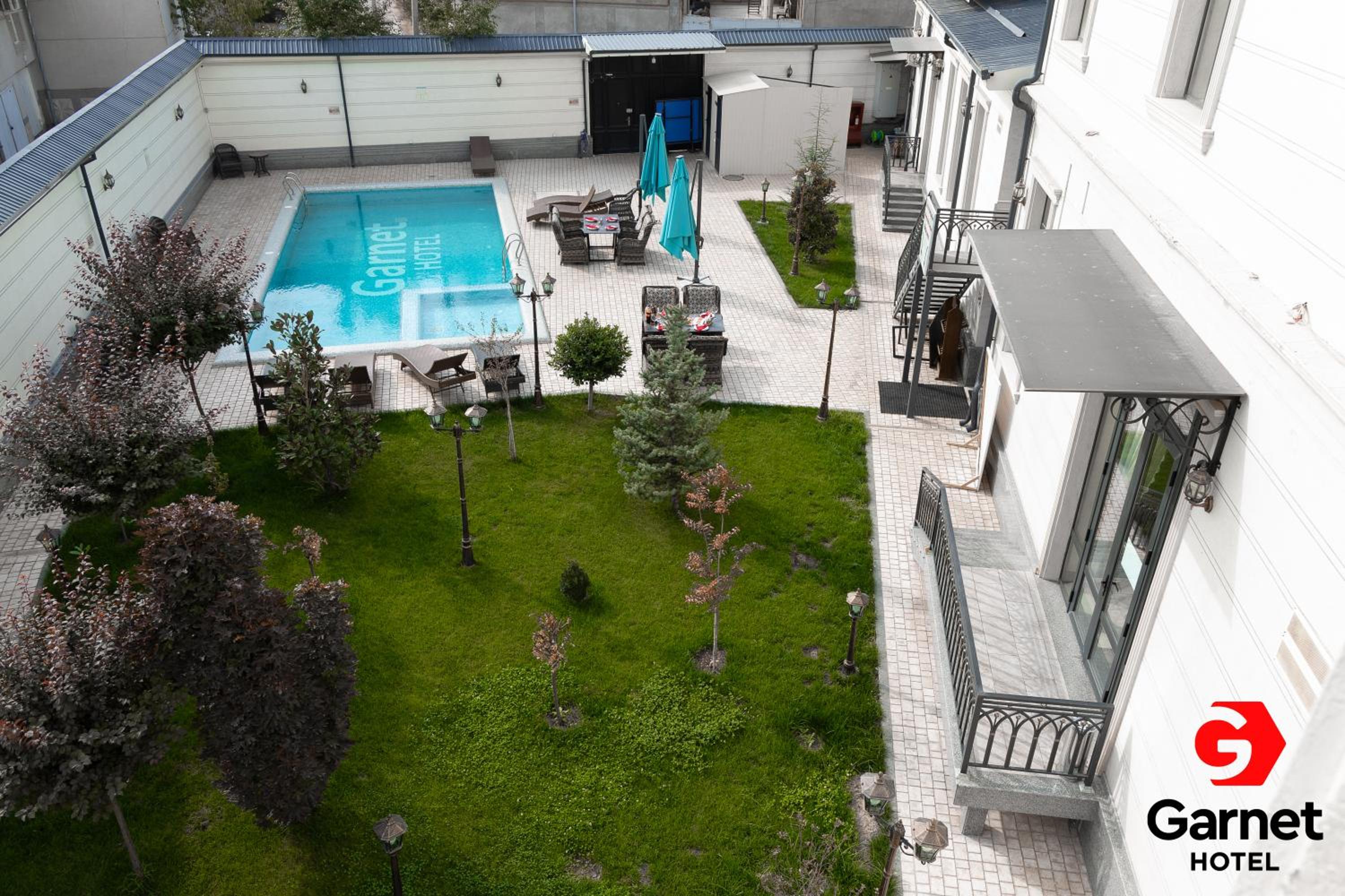 Standard Double or Twin Room with Garden View photo 1