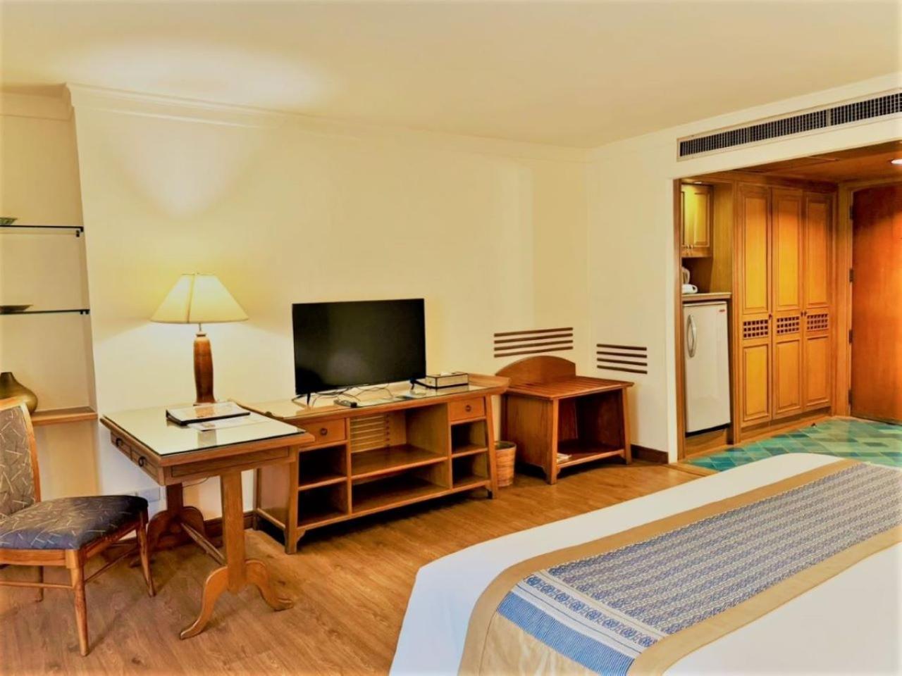 Premium Deluxe Double Room photo 3