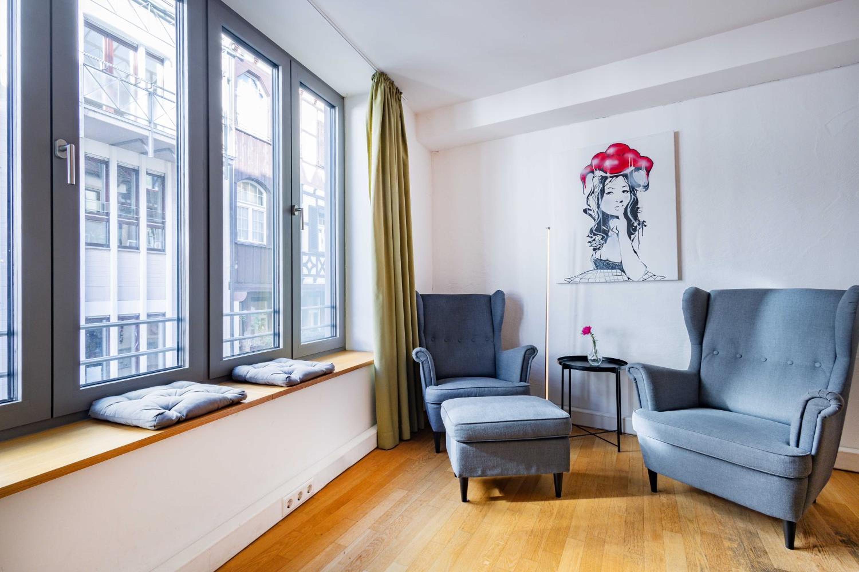 Apartment photo 2