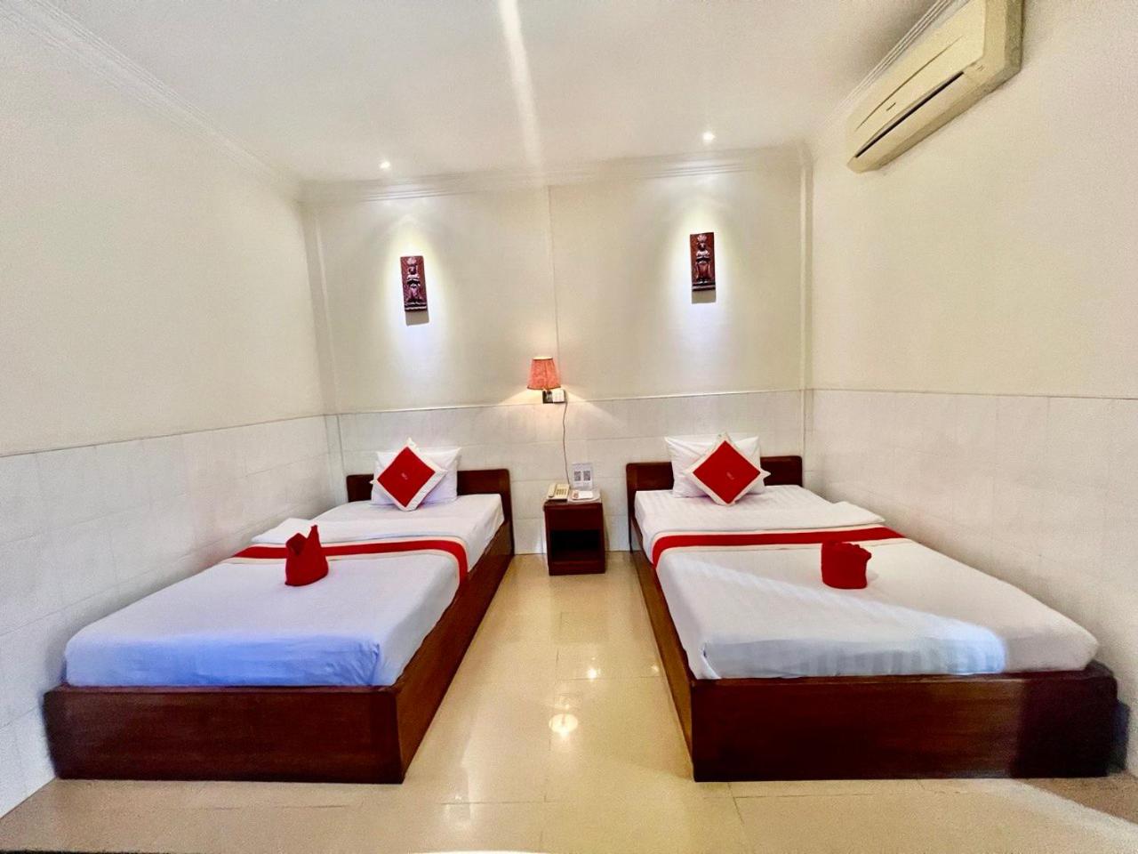 Twin Room - Photo 1