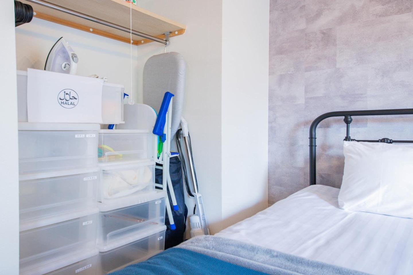 One-Bedroom Apartment - Photo 38