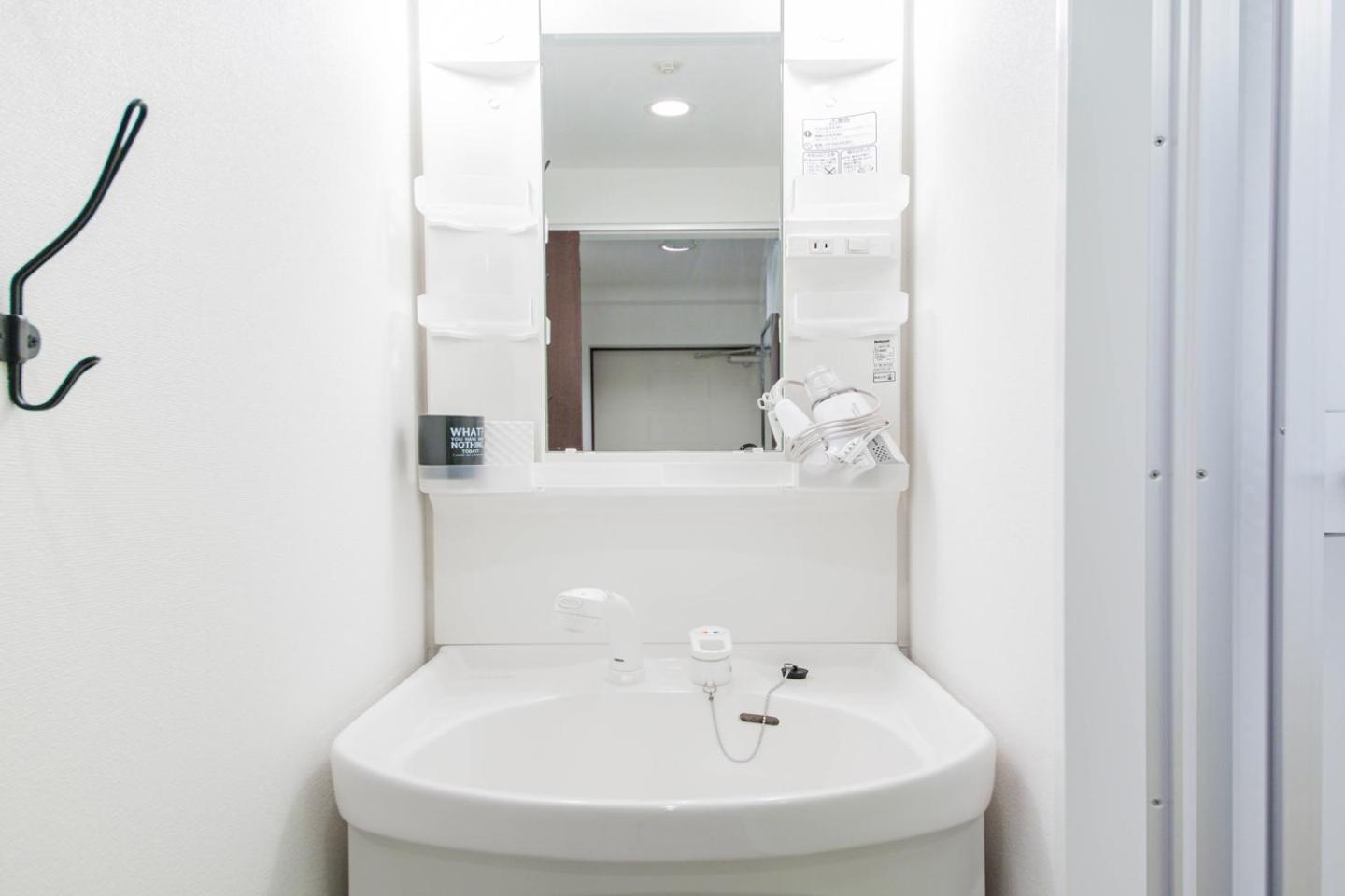 One-Bedroom Apartment - Photo 37