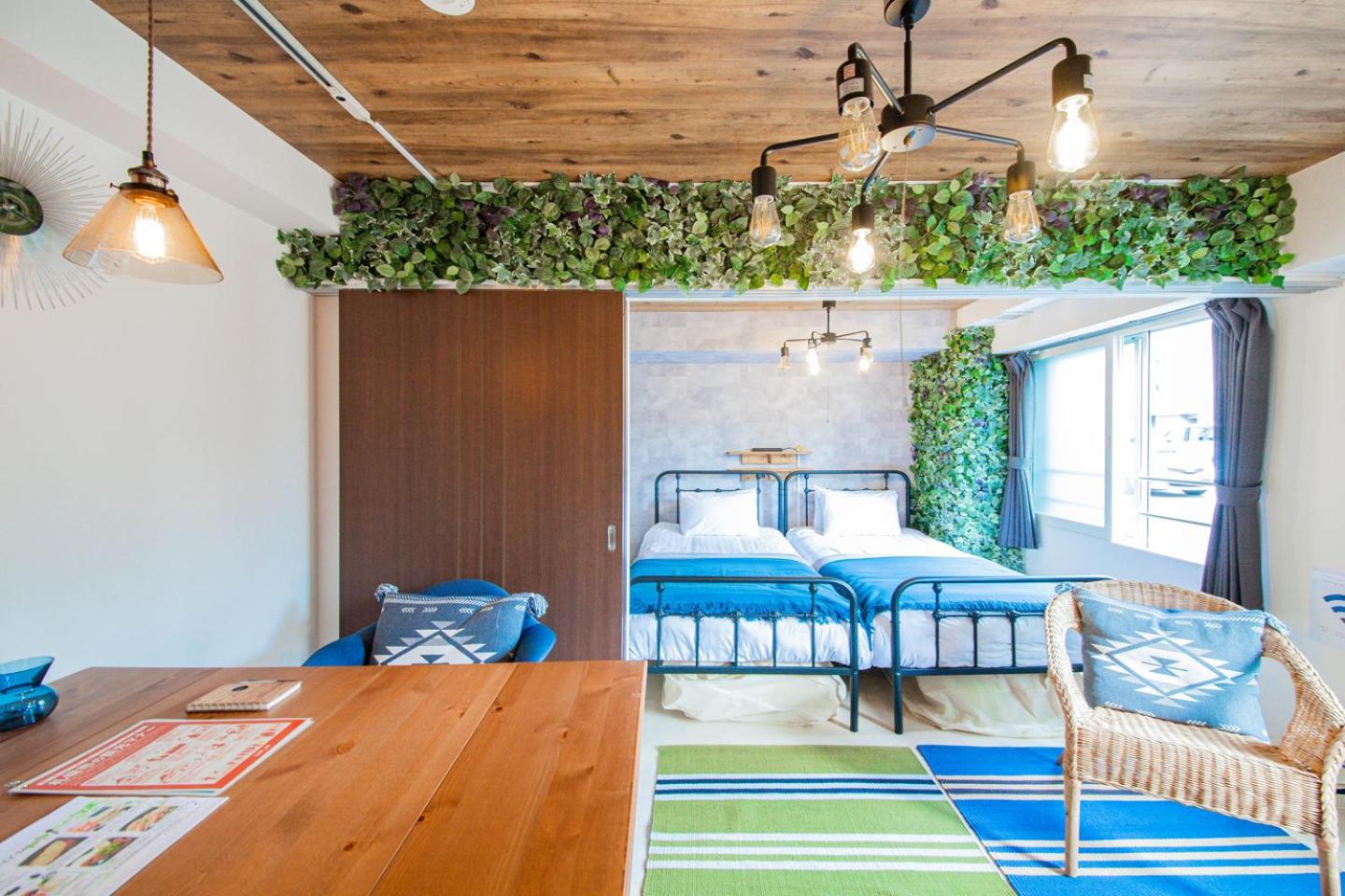 One-Bedroom Apartment - Photo 1