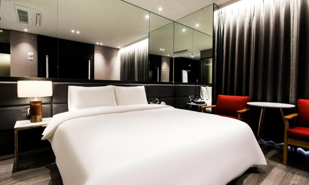 Deluxe Double Room - Photo 4