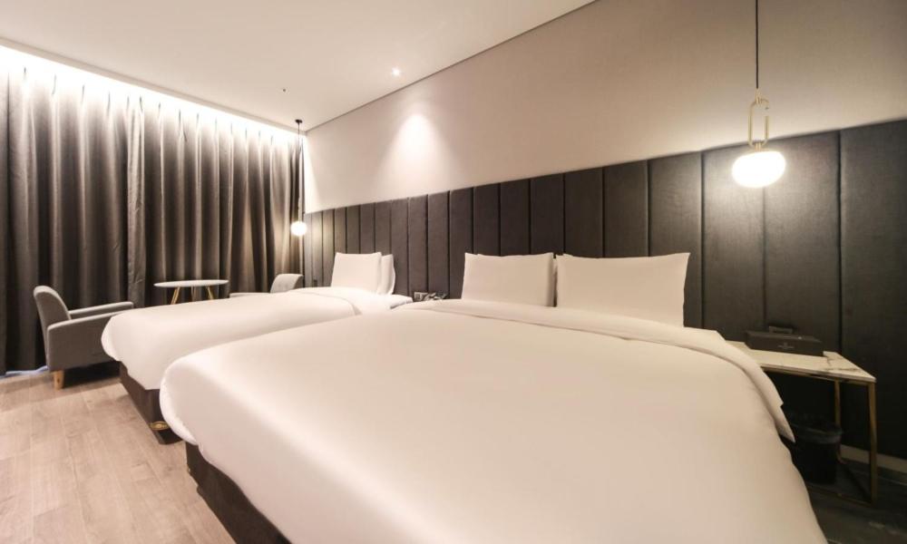 Deluxe Twin Room - Photo 4