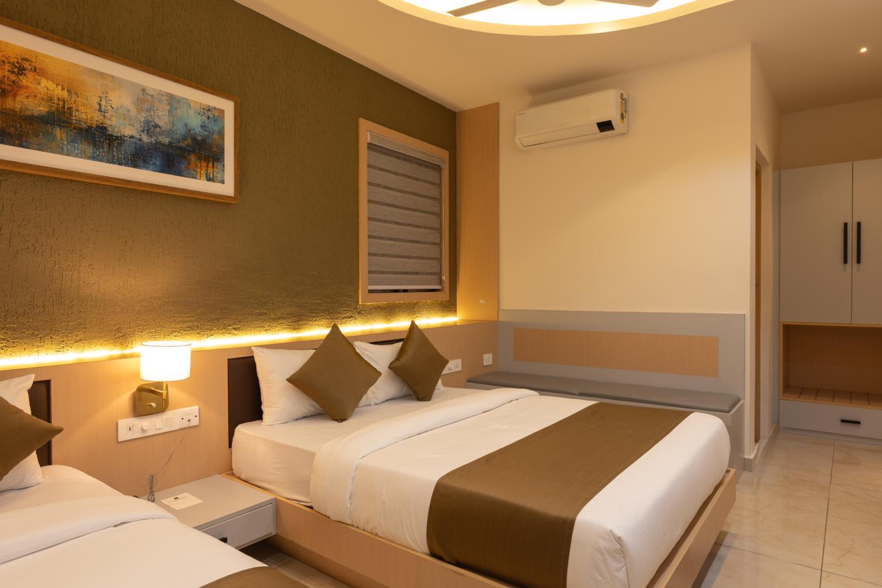 Deluxe Double or Twin Room photo 2