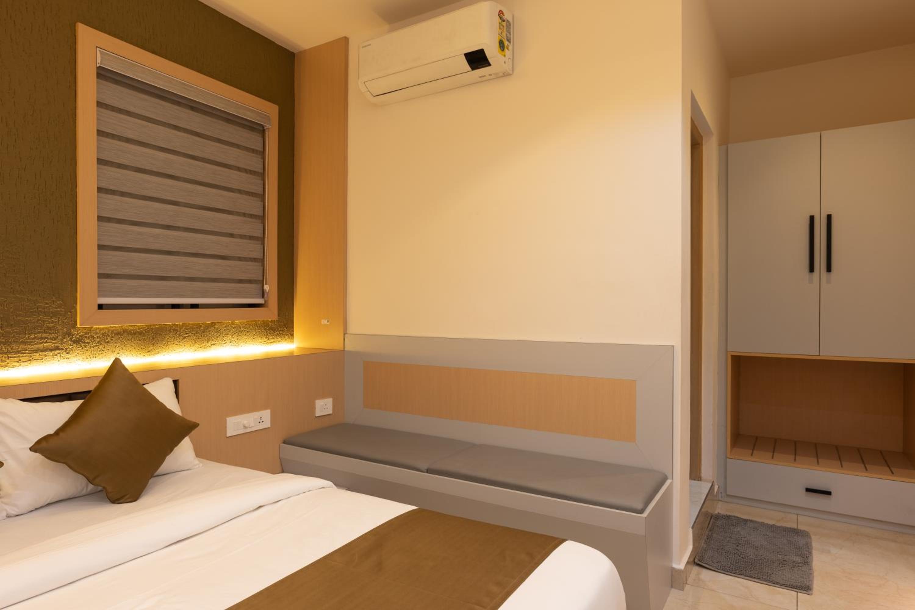 Deluxe Double or Twin Room photo 3