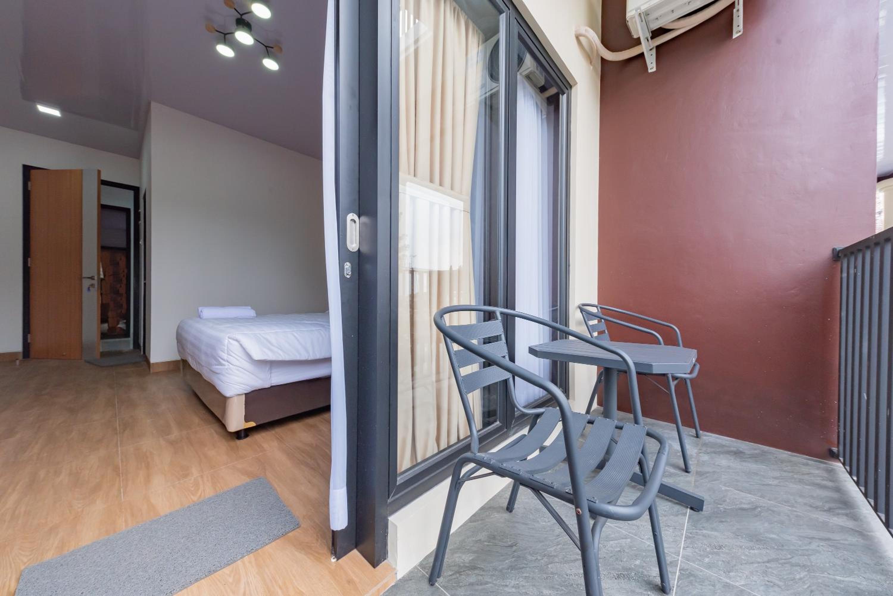 Deluxe Double Room photo 3