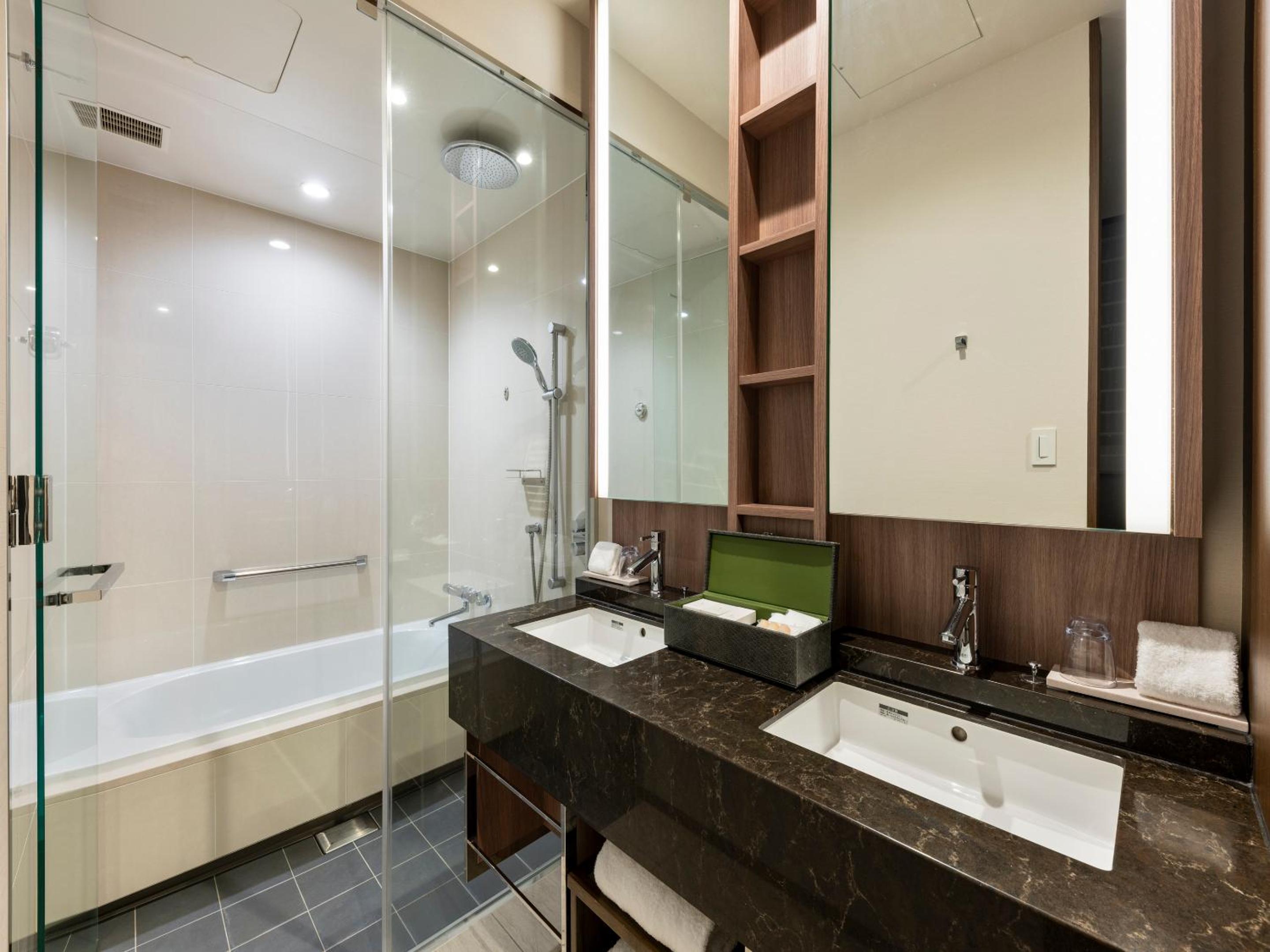 Executive Twin Room - Non-Smoking photo 3