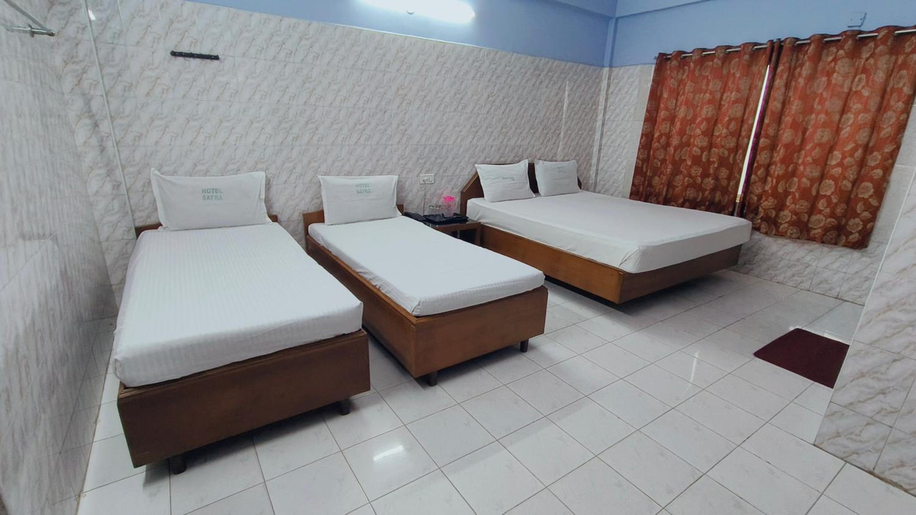 Comfort Quadruple Room - Photo 13