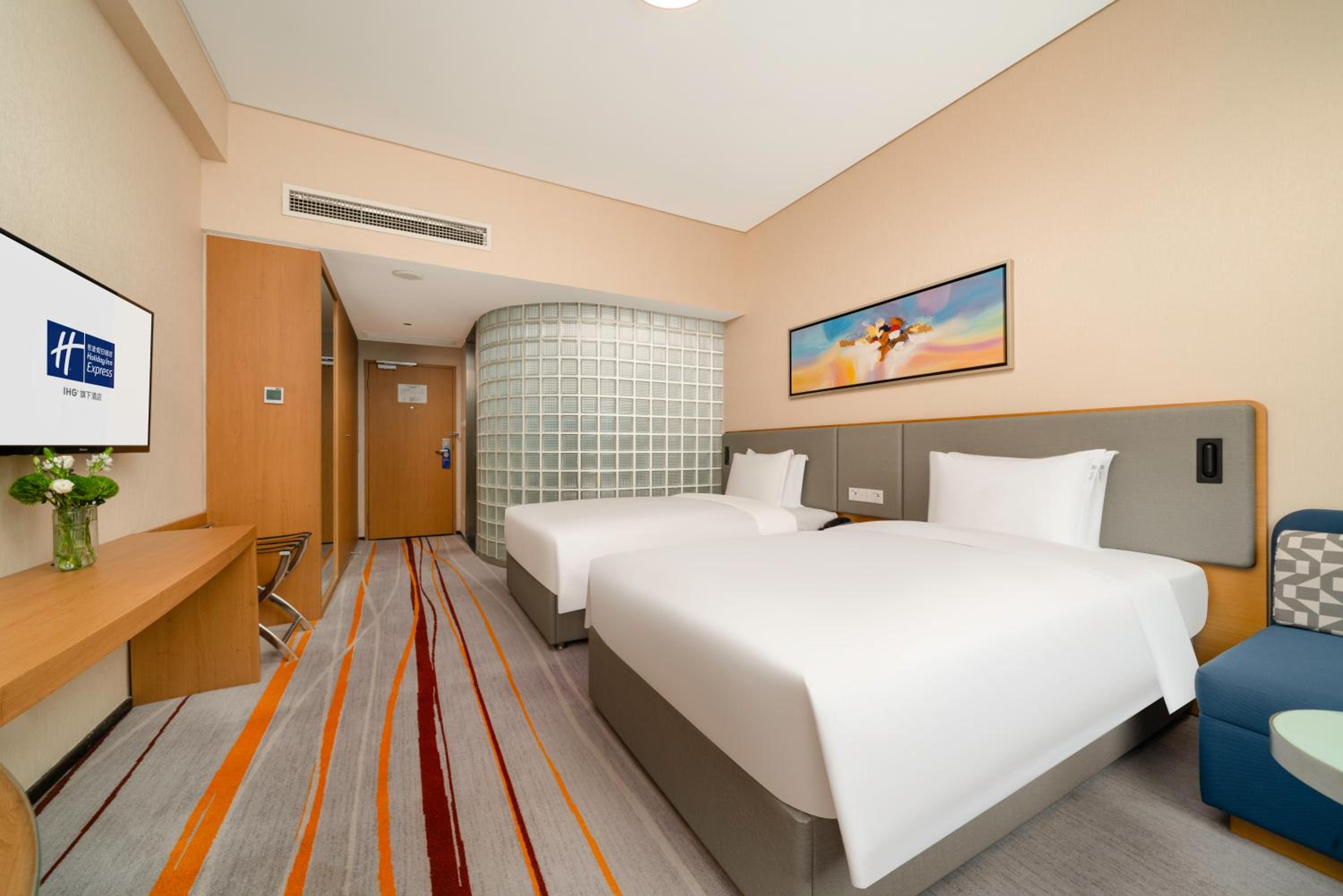 Standard Twin Room - Smoking - Photo 1