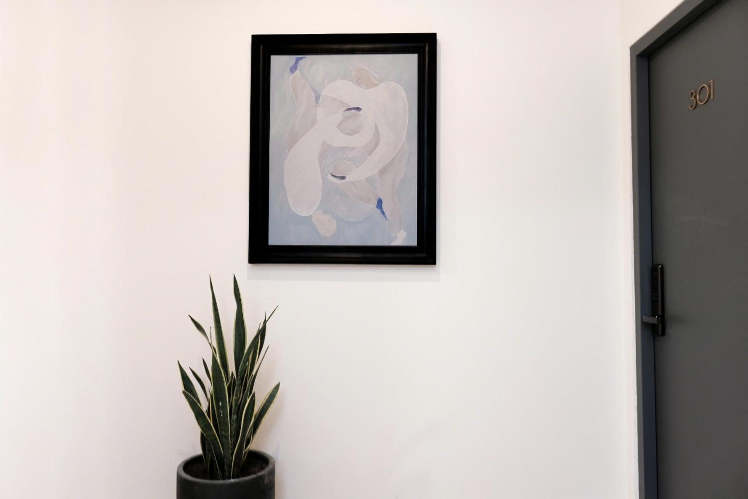 Standard King Room photo 3