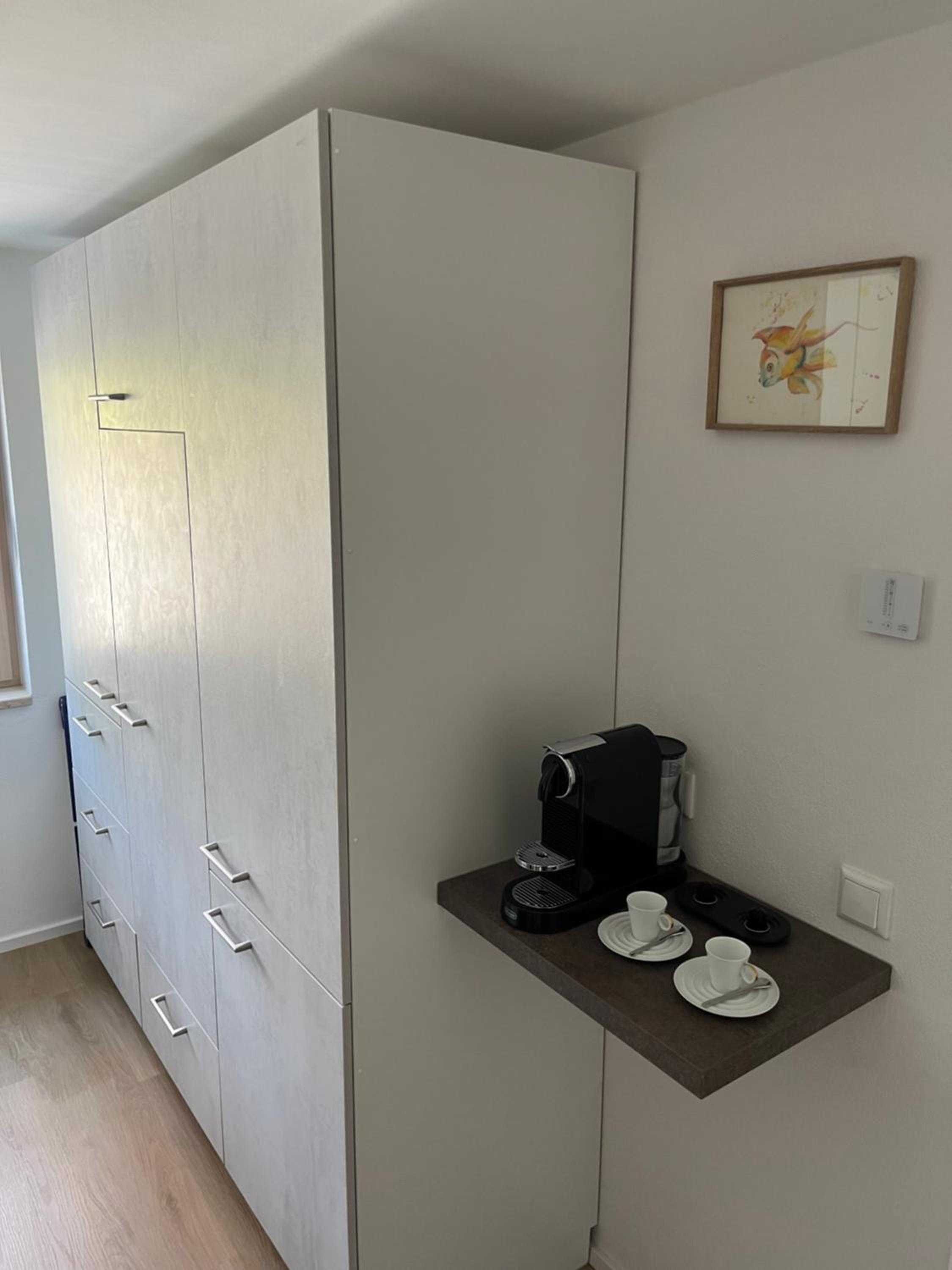 One-Bedroom Apartment photo 2