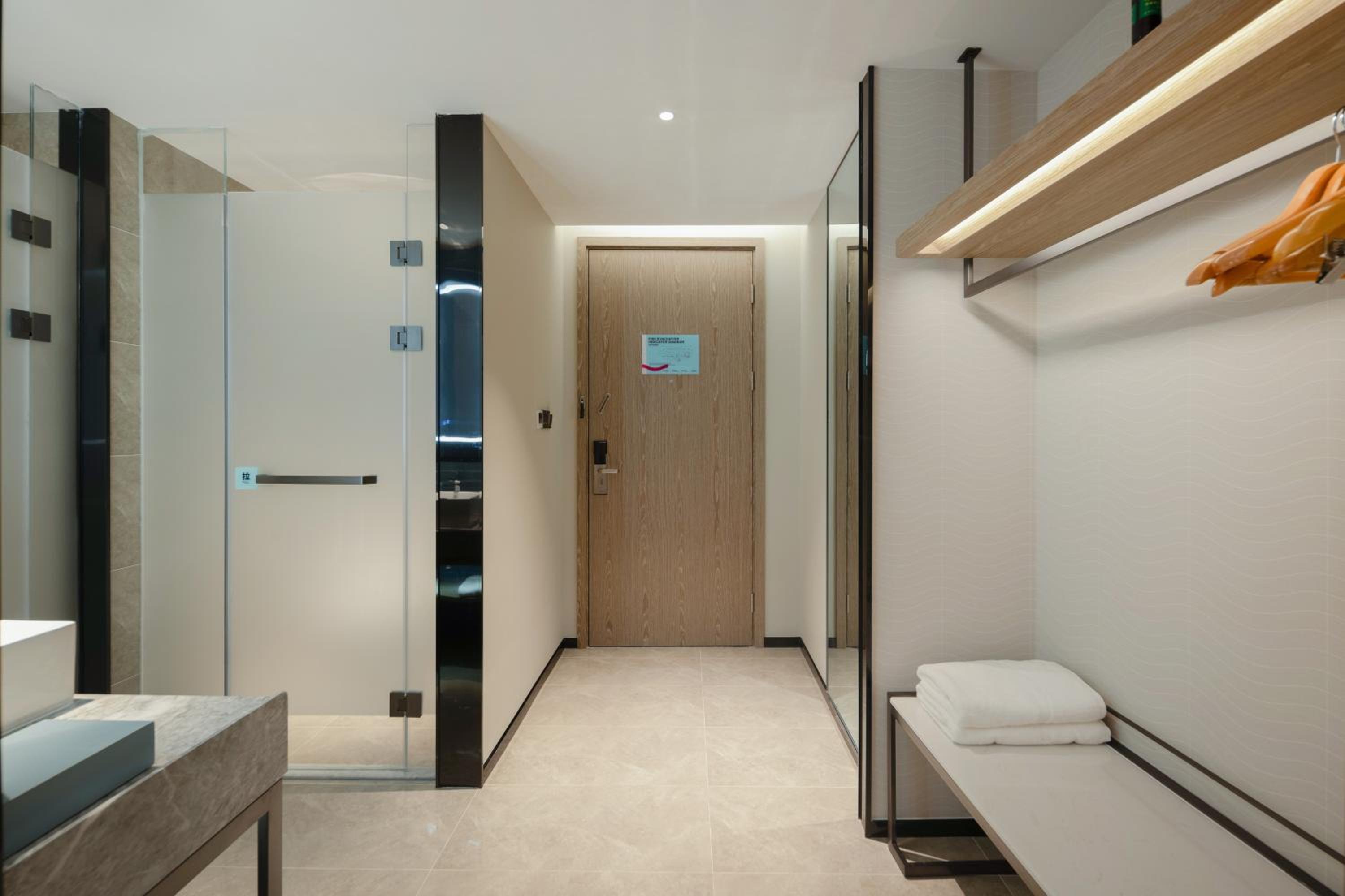 Deluxe Twin Room photo 2