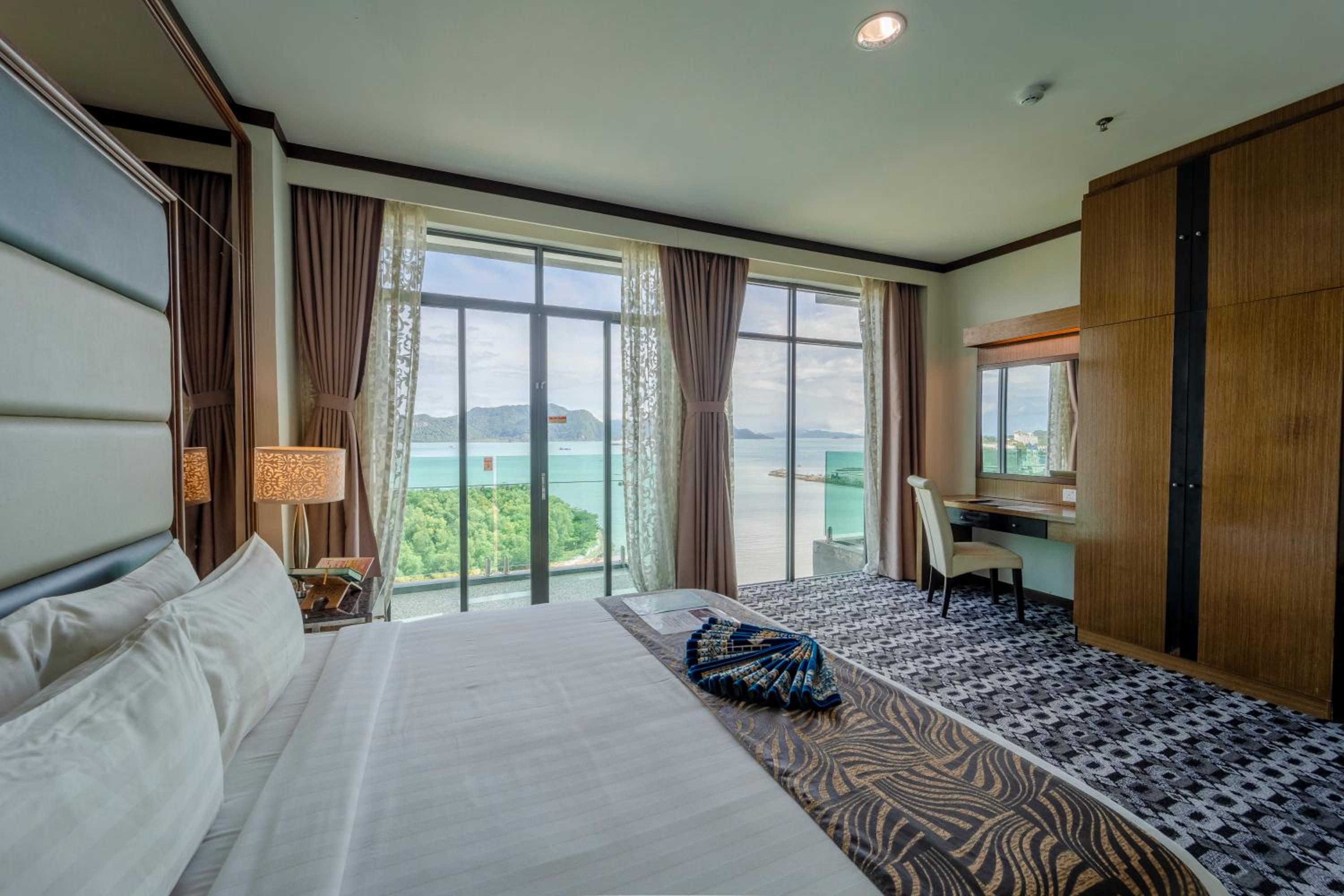 Premier Suite