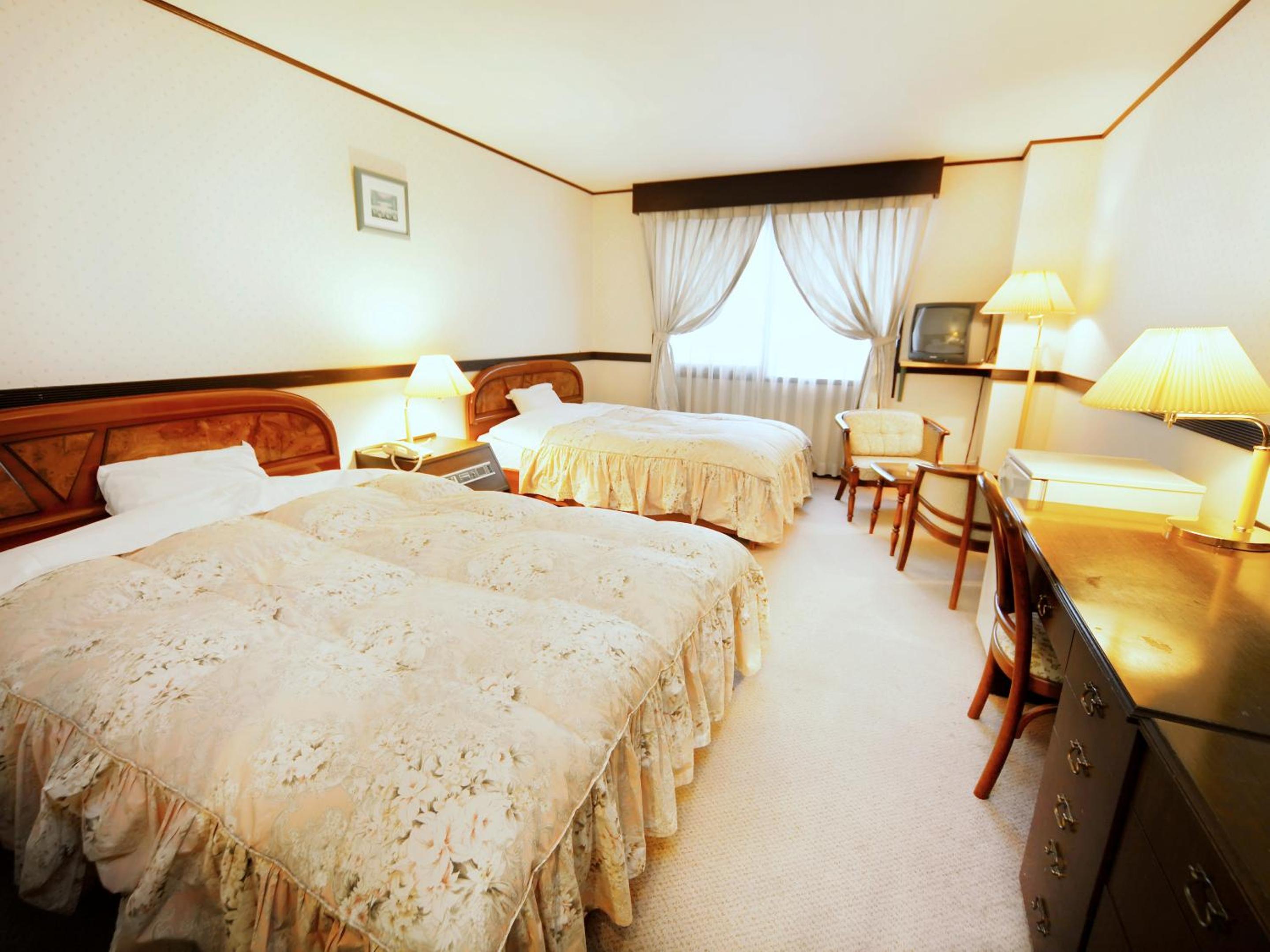 Standard Twin Room photo 2