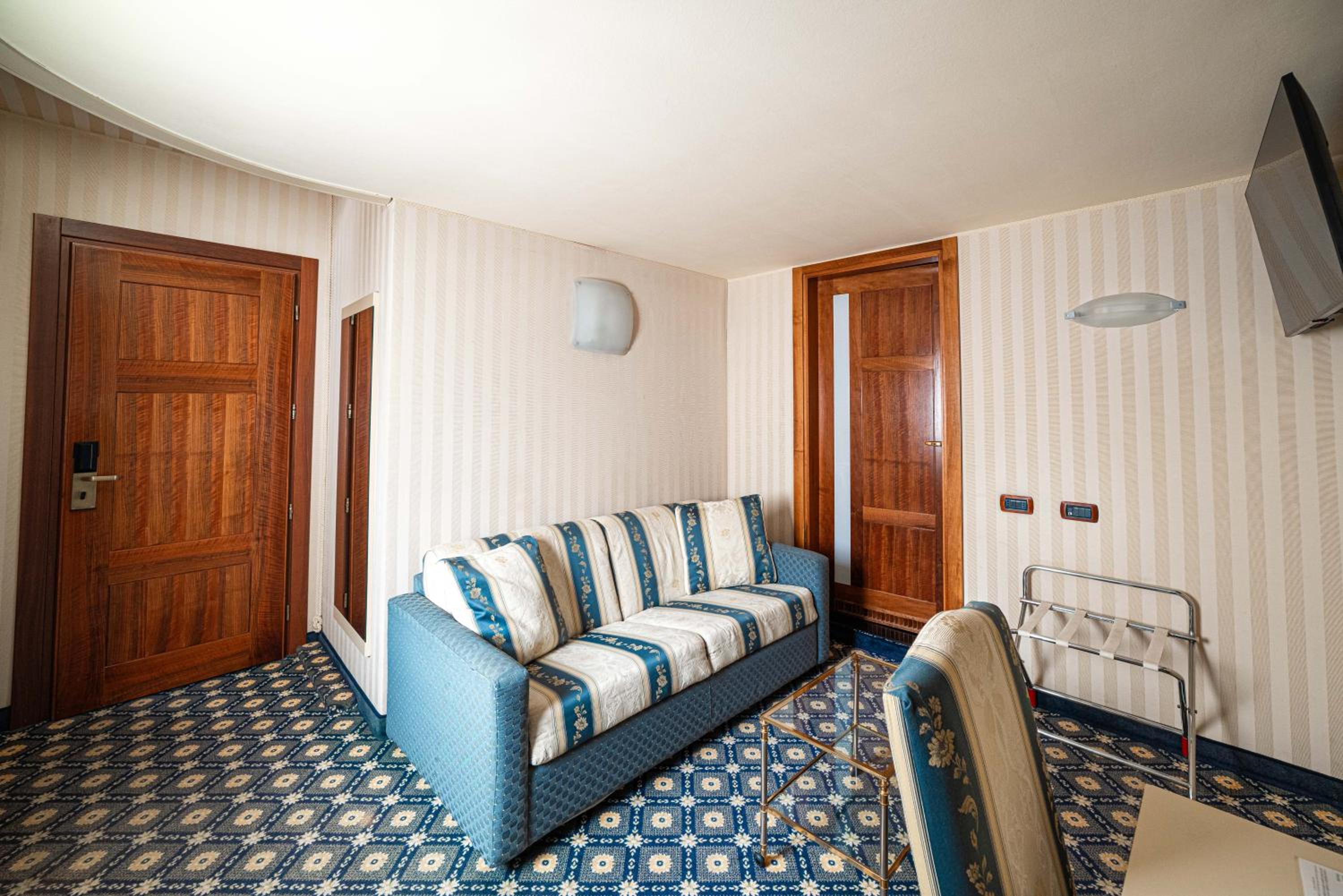 Junior Suite - Photo 2