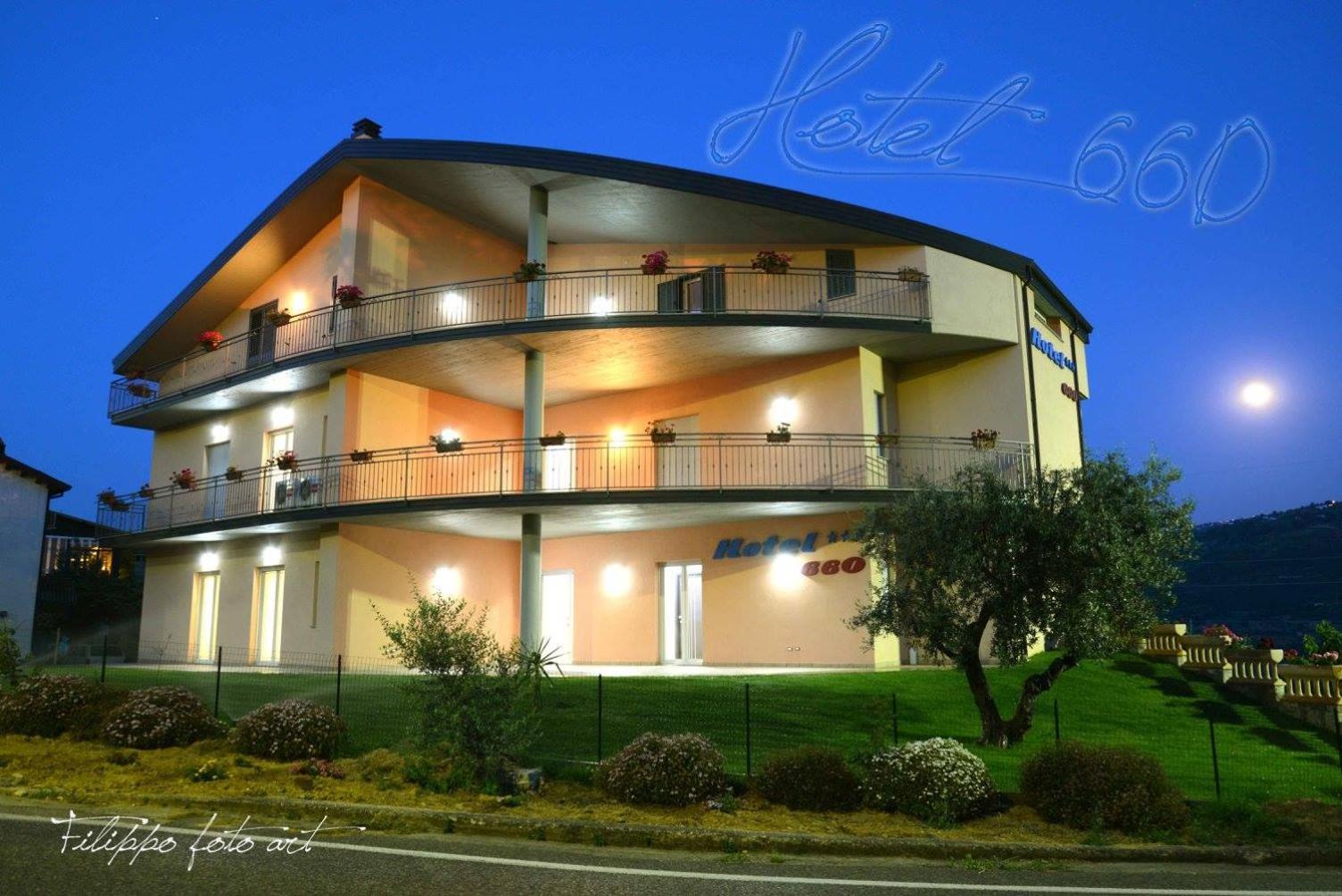 One-Bedroom House photo 2