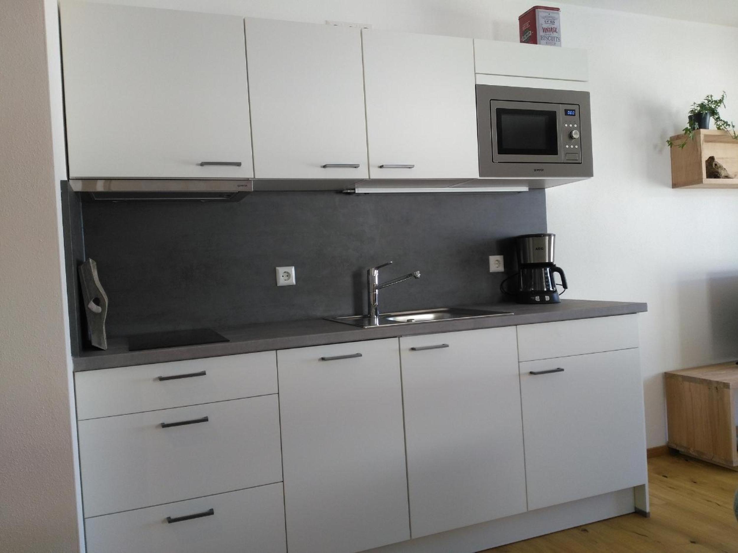 One-Bedroom Apartment with Garden View photo 2