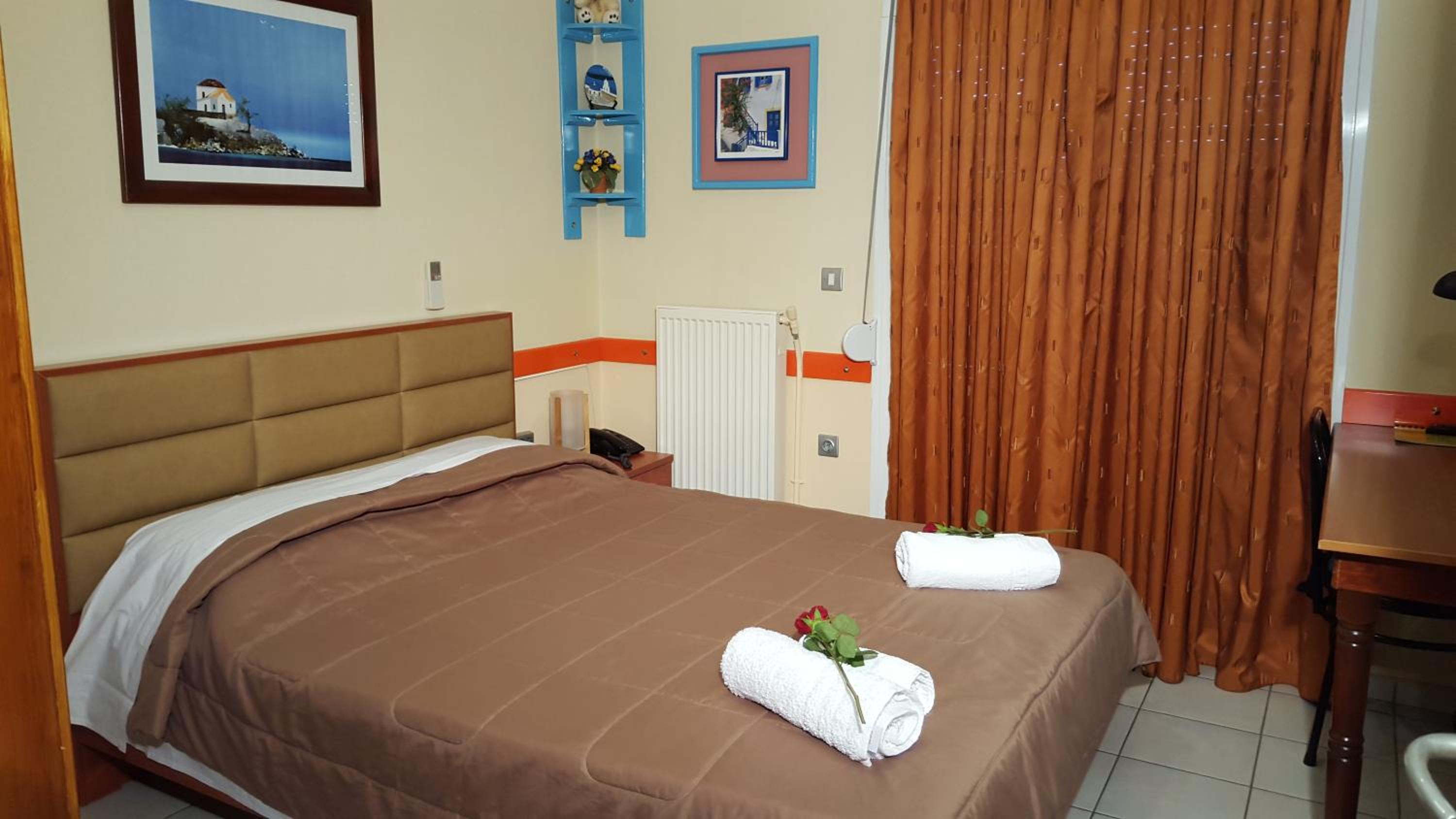 Apartment (2 Adults)