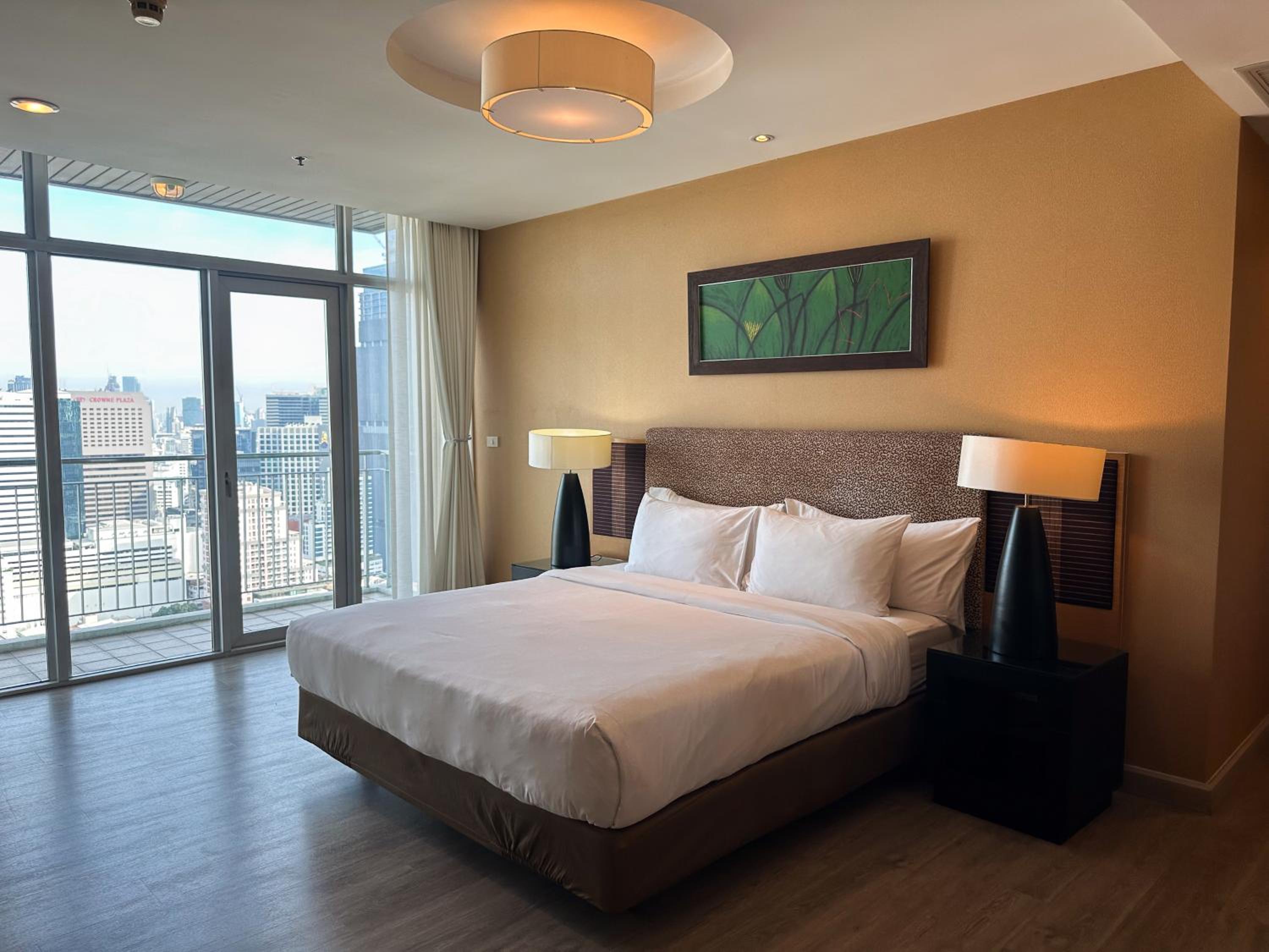 One Bedroom Executive Suite photo 1