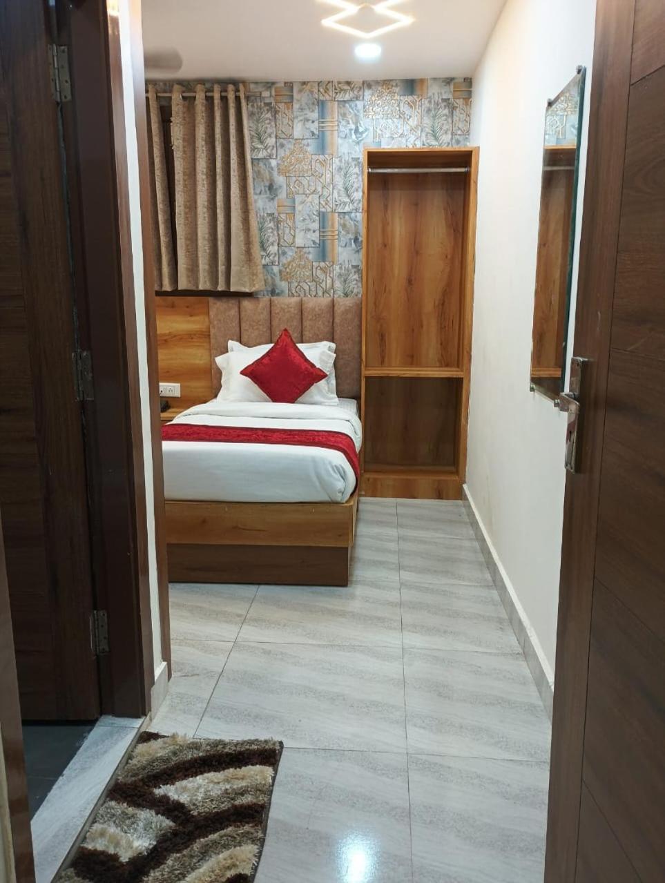Superior Triple Room - Photo 8
