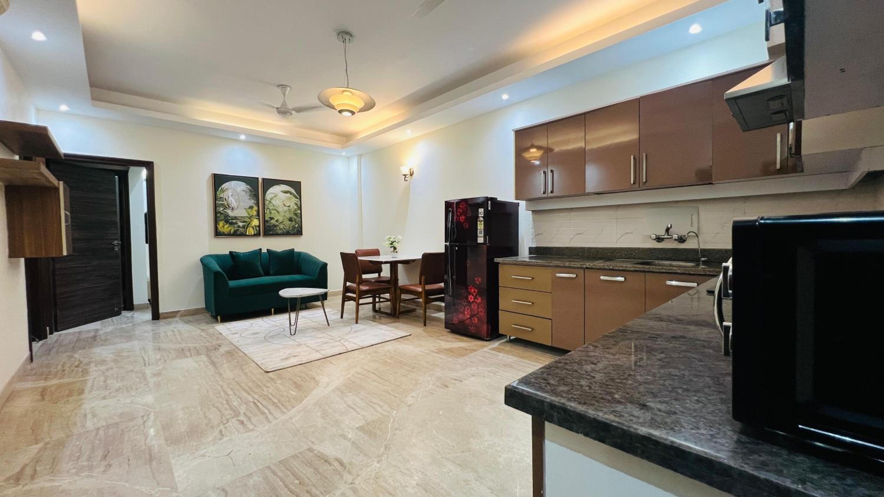  Standard Two Bedroom Apartment - Photo 1