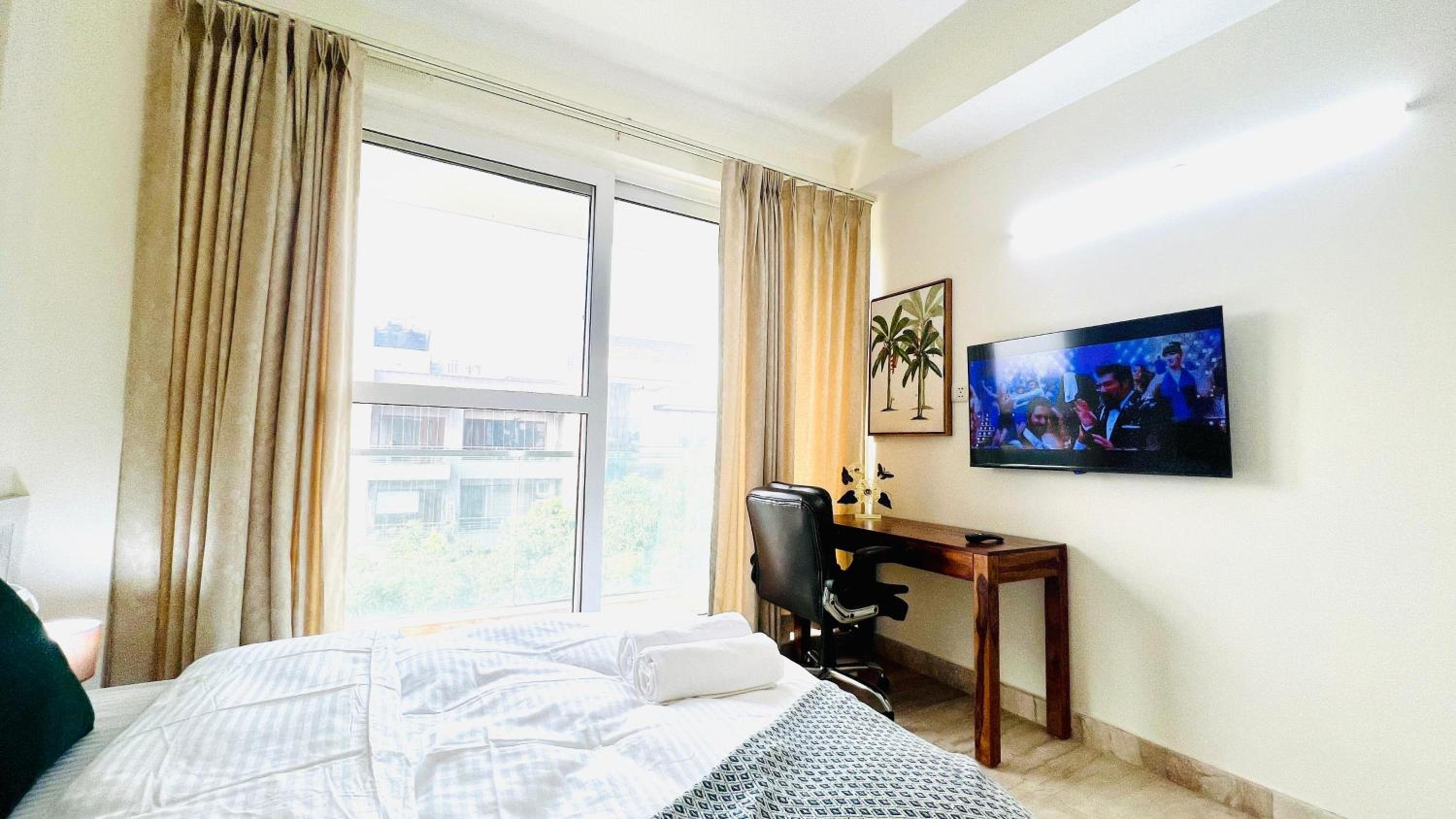  Standard Two Bedroom Apartment - Photo 4