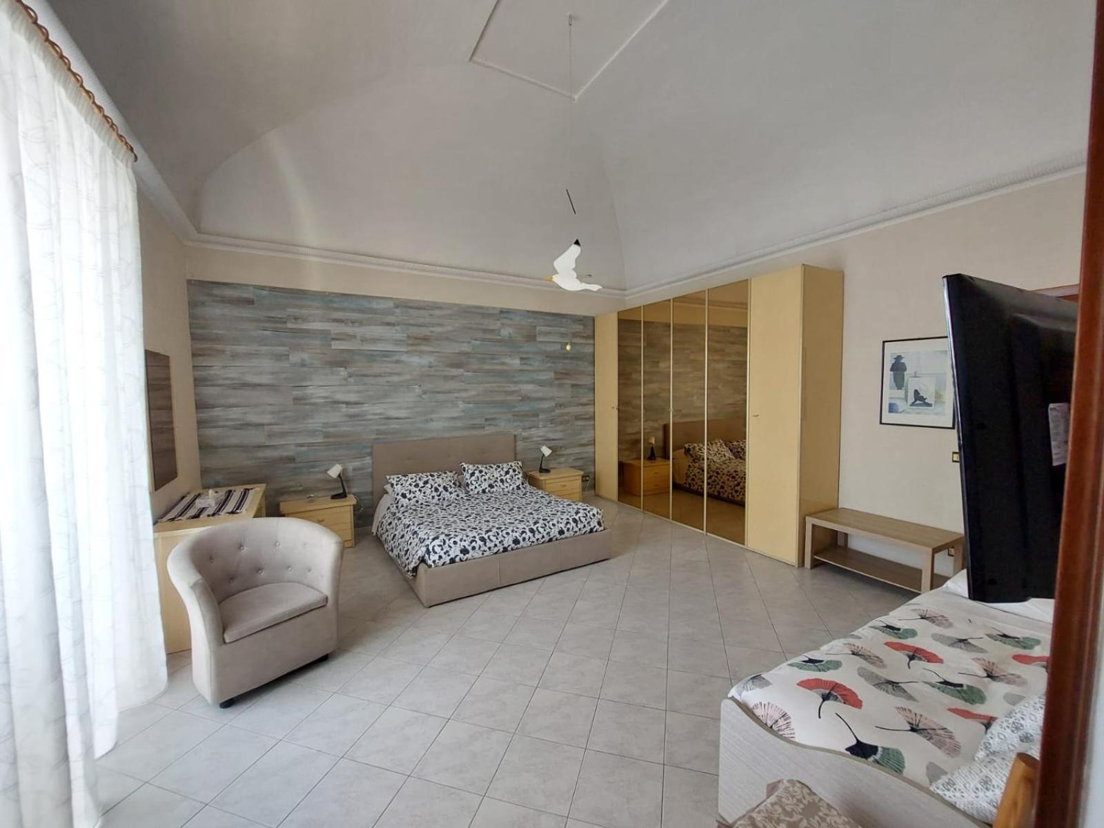 King Room with Sea View - Photo 21