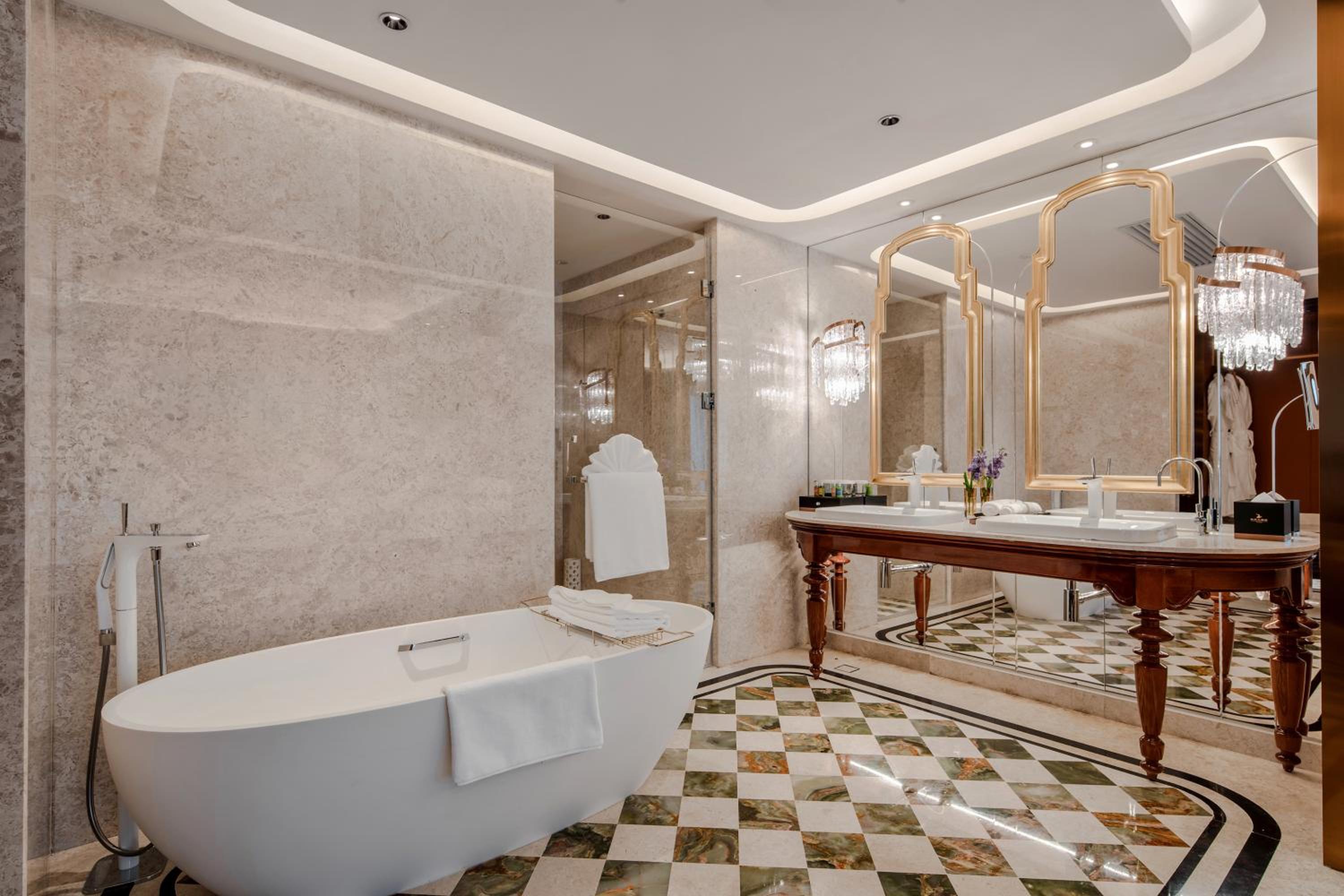 Deluxe Suite photo 2