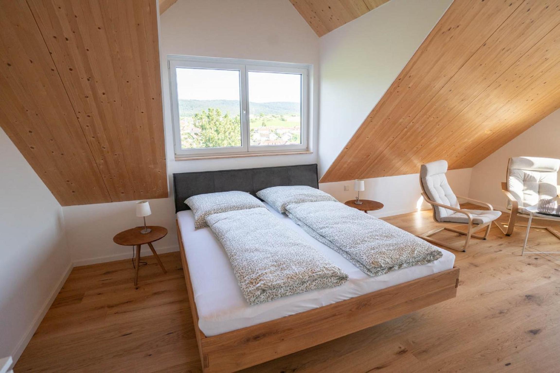 Three-Bedroom House photo 2
