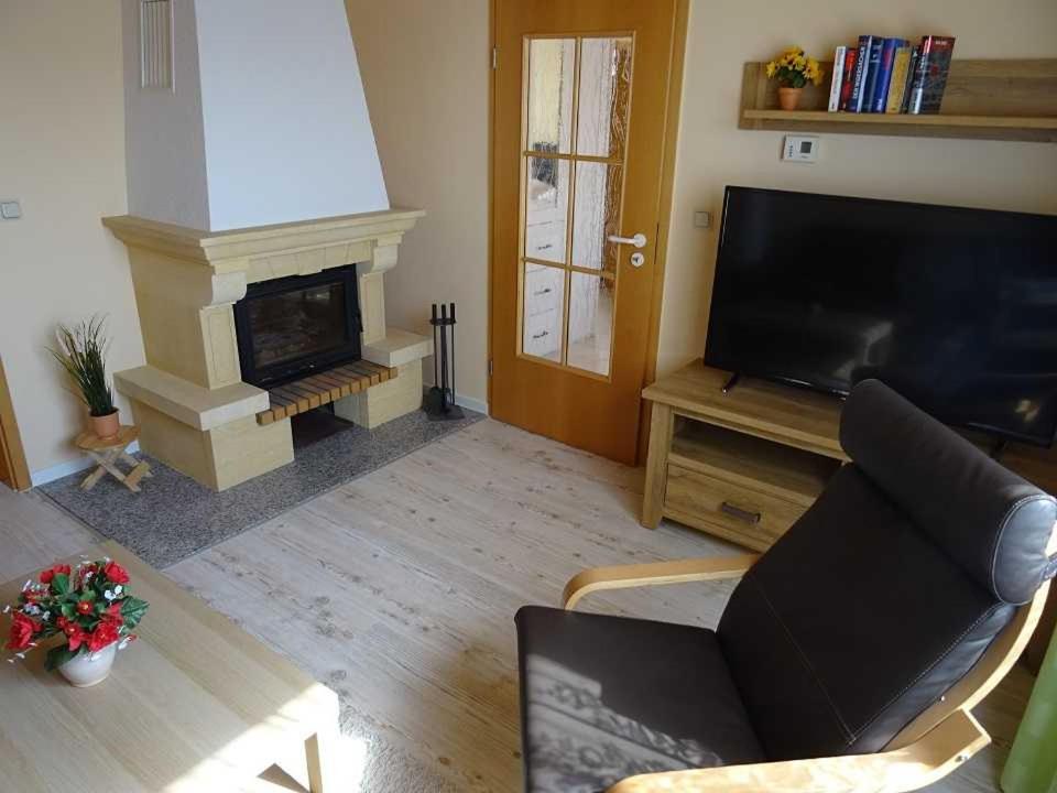 Two-Bedroom House photo 3